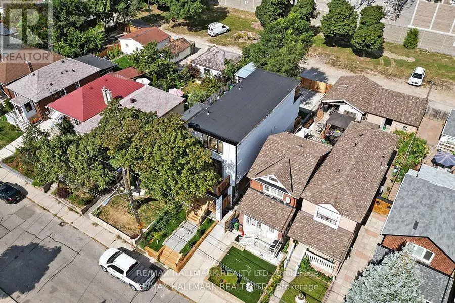 LOWER - 58 CORBETT AVENUE