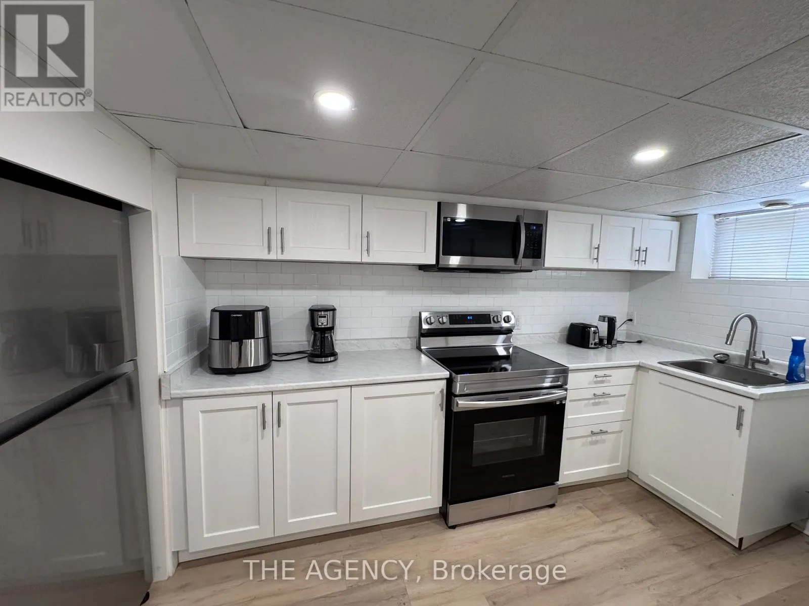 BASEMENT - 26 BEAVERBROOK AVENUE