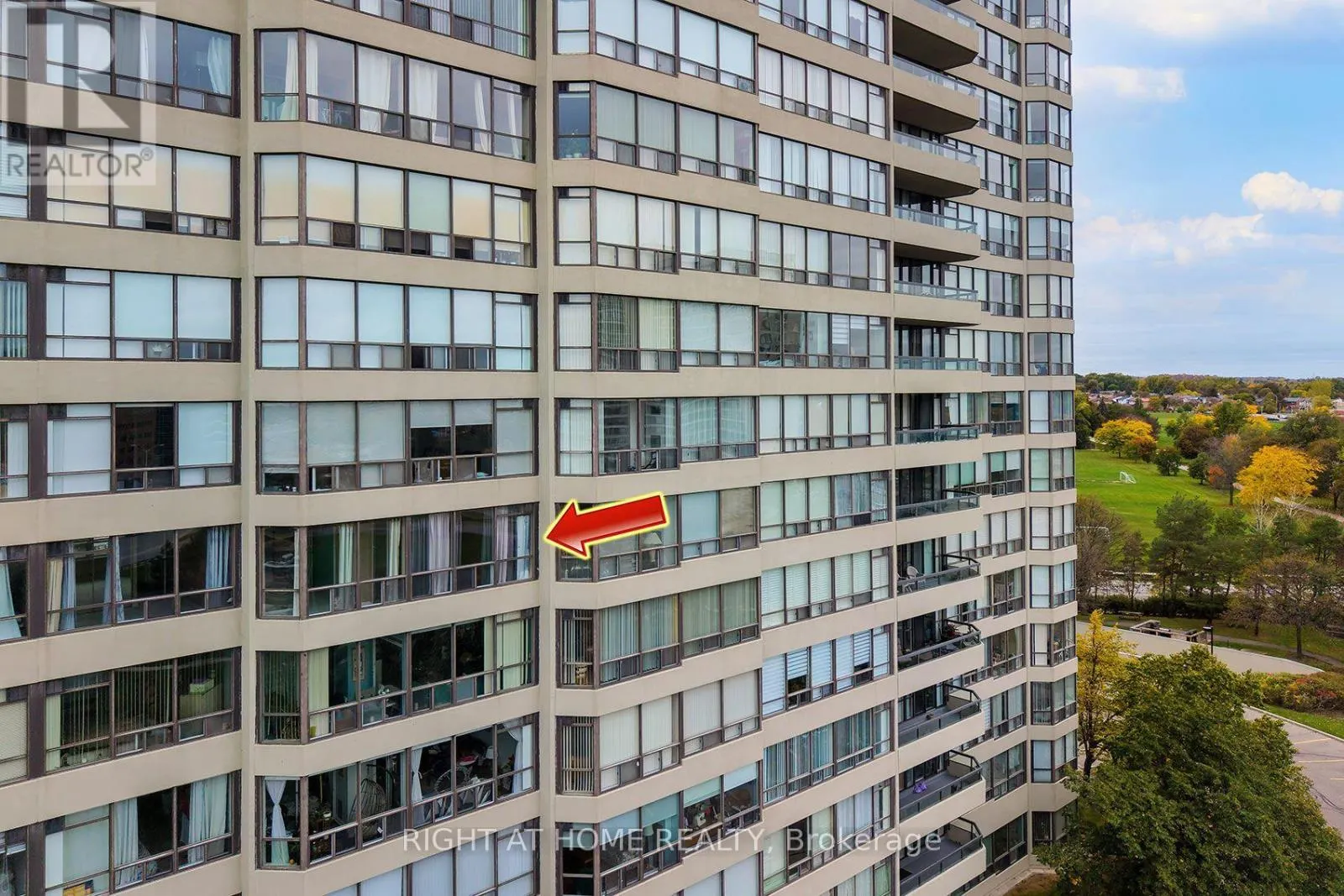 708 - 22 HANOVER ROAD