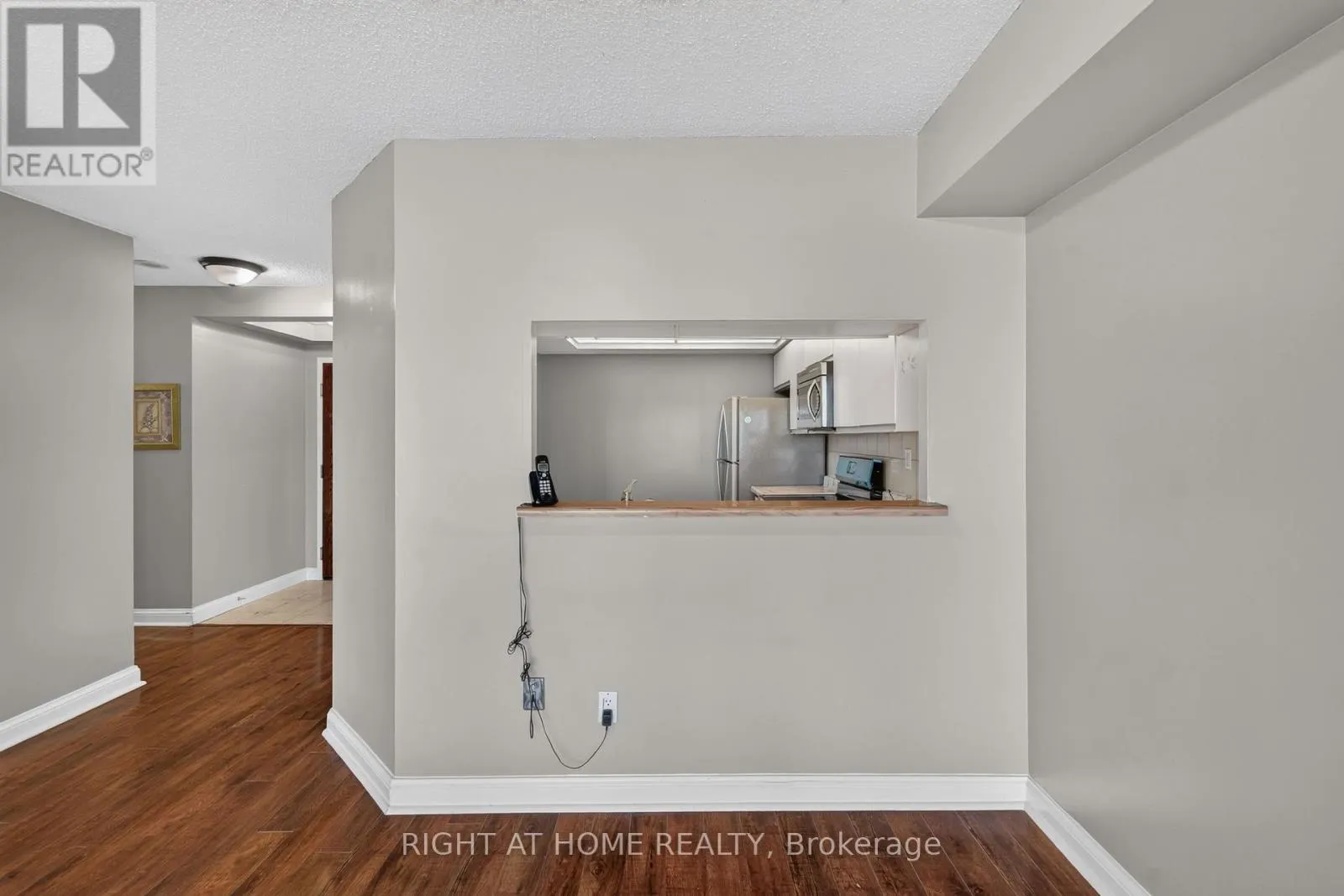 708 - 22 HANOVER ROAD