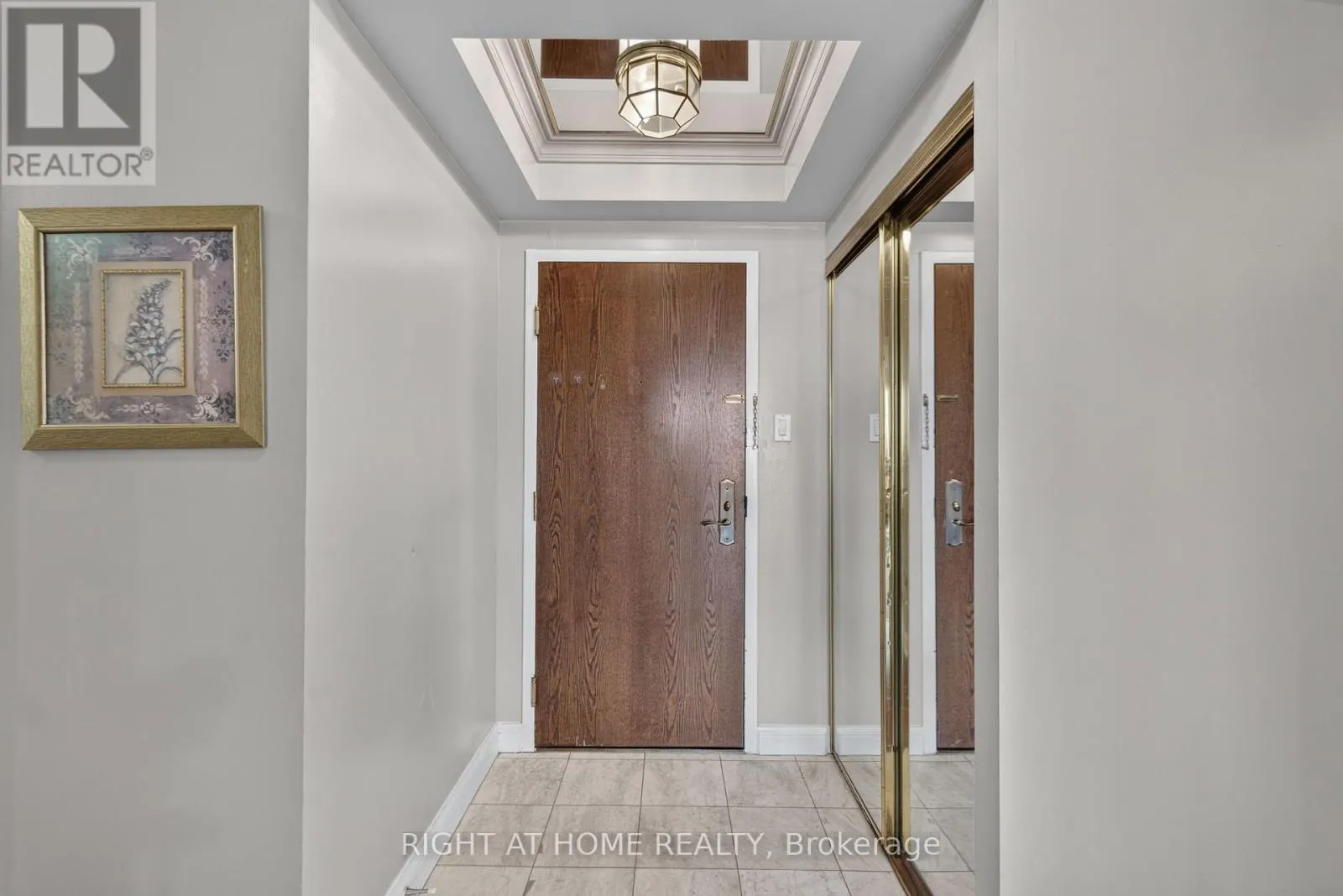 708 - 22 HANOVER ROAD