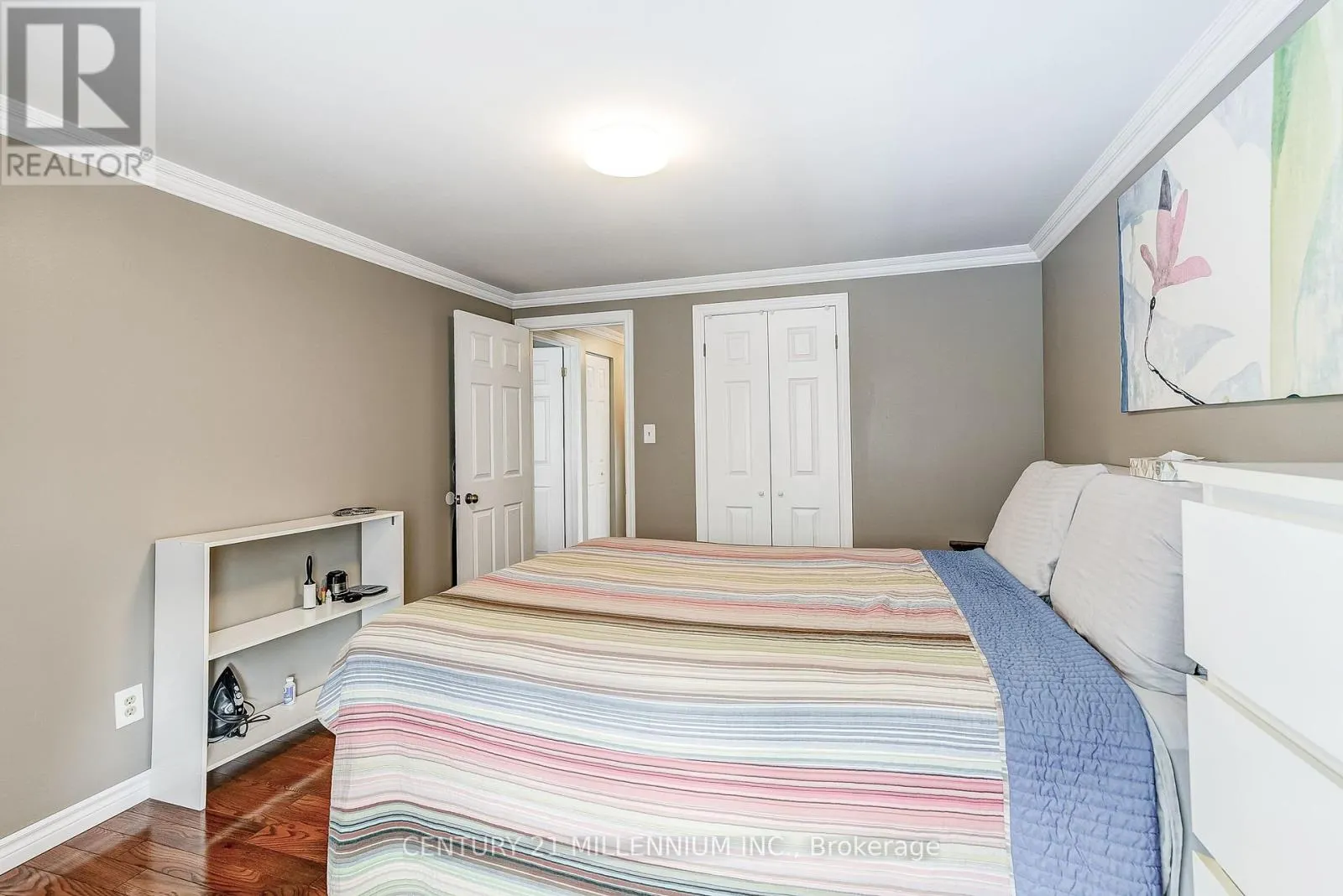 72 GLEBE CRESCENT