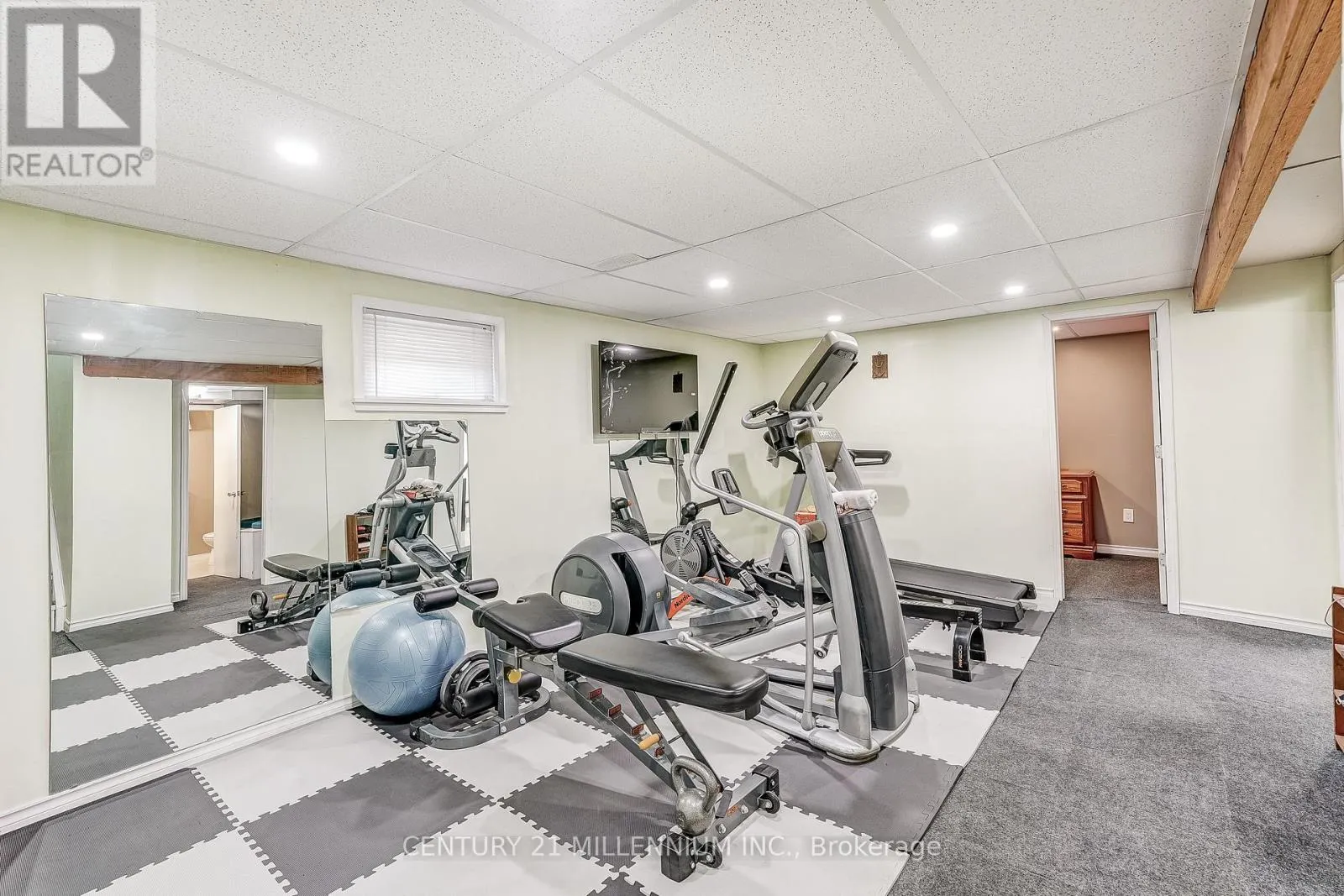 72 GLEBE CRESCENT