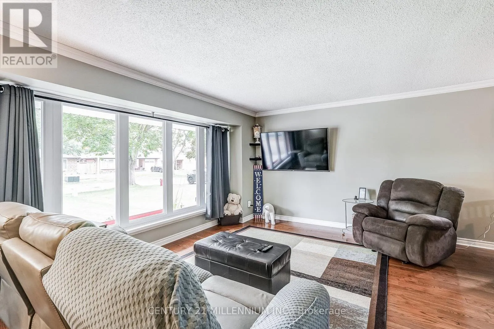 72 GLEBE CRESCENT