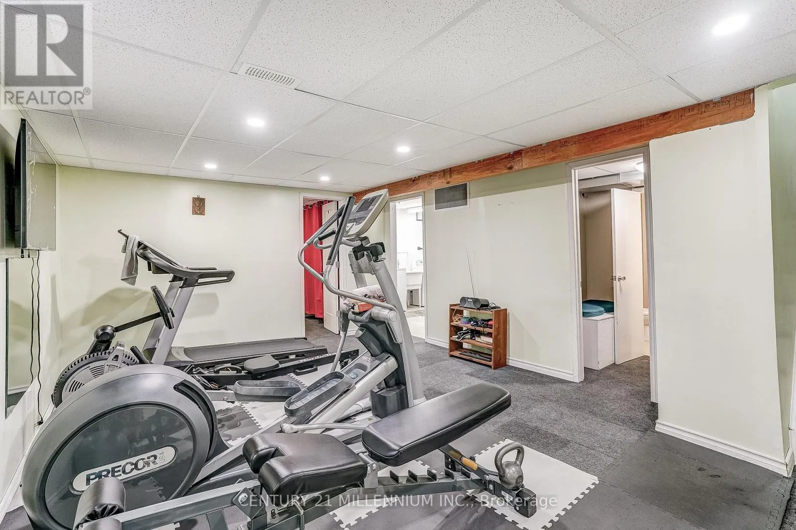 72 GLEBE CRESCENT