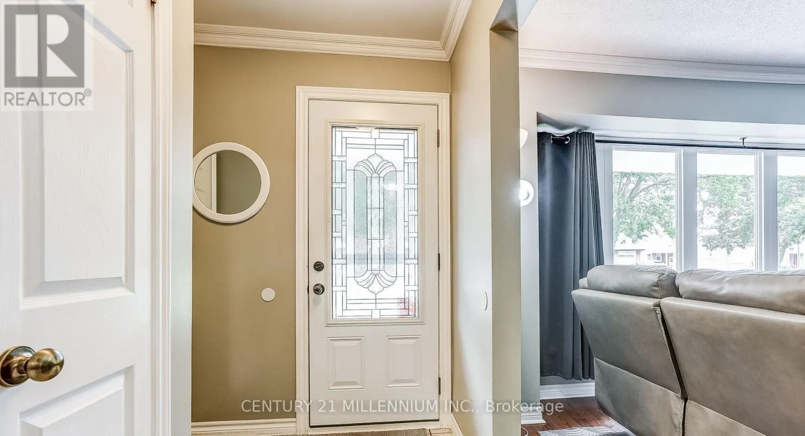 72 GLEBE CRESCENT