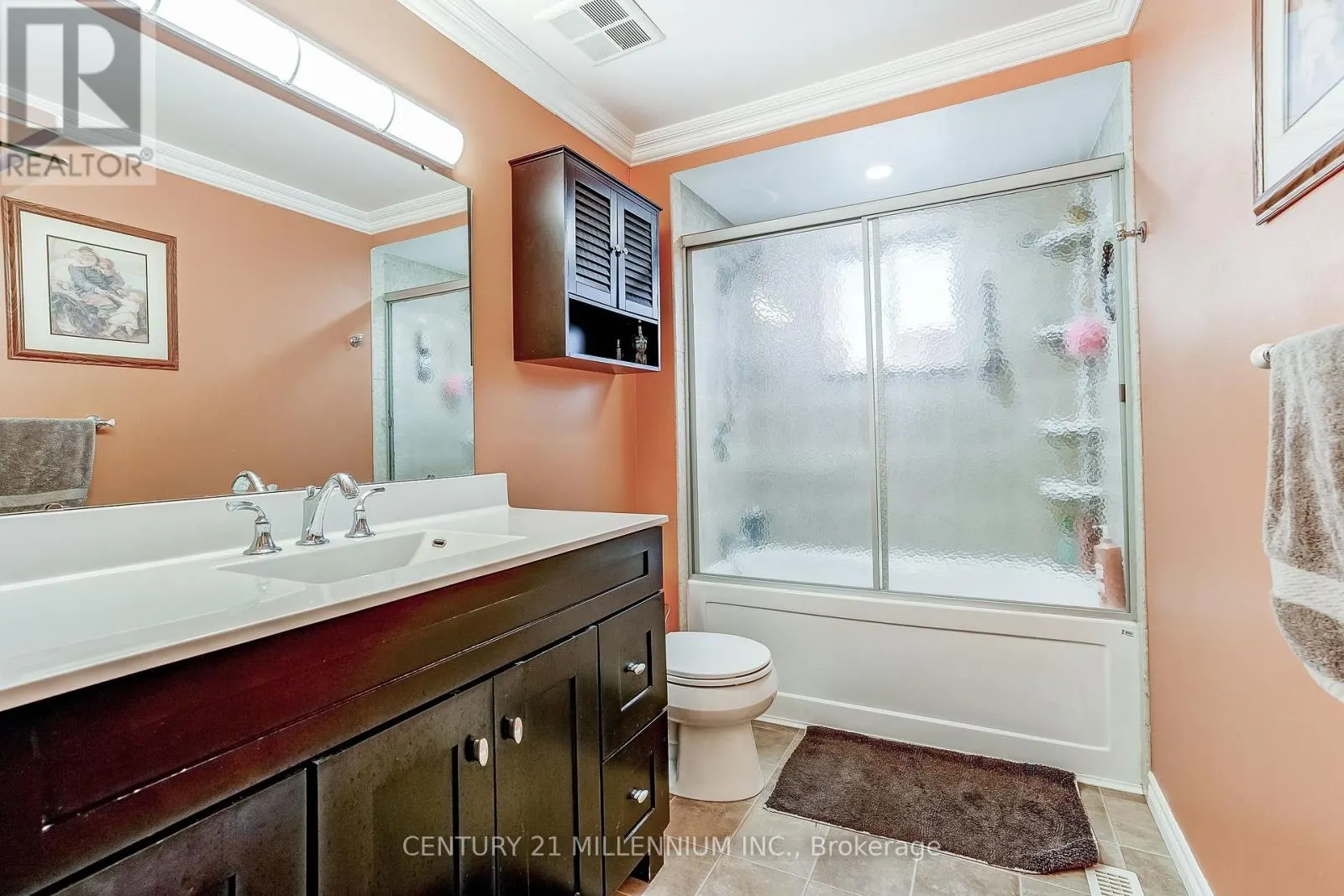 72 GLEBE CRESCENT