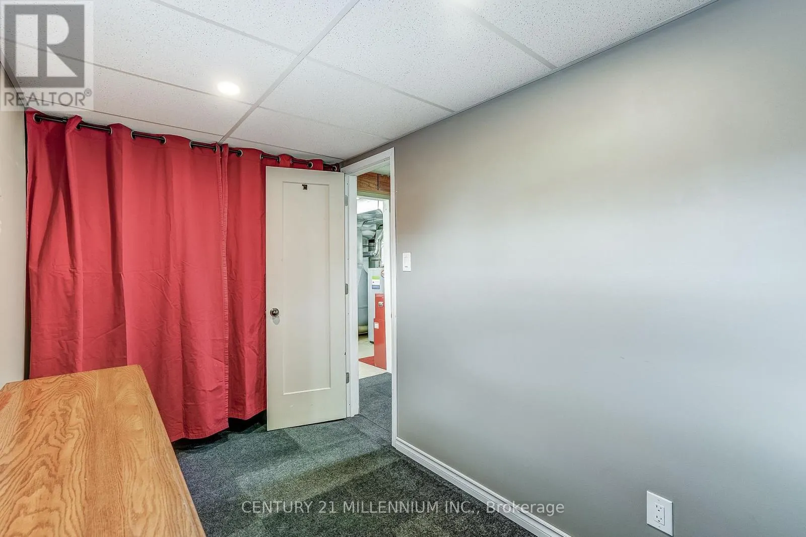 72 GLEBE CRESCENT