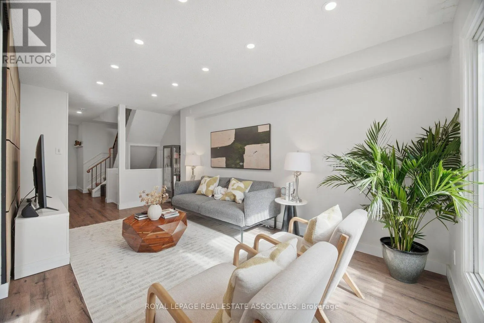 4002 BISHOPSTOKE LANE