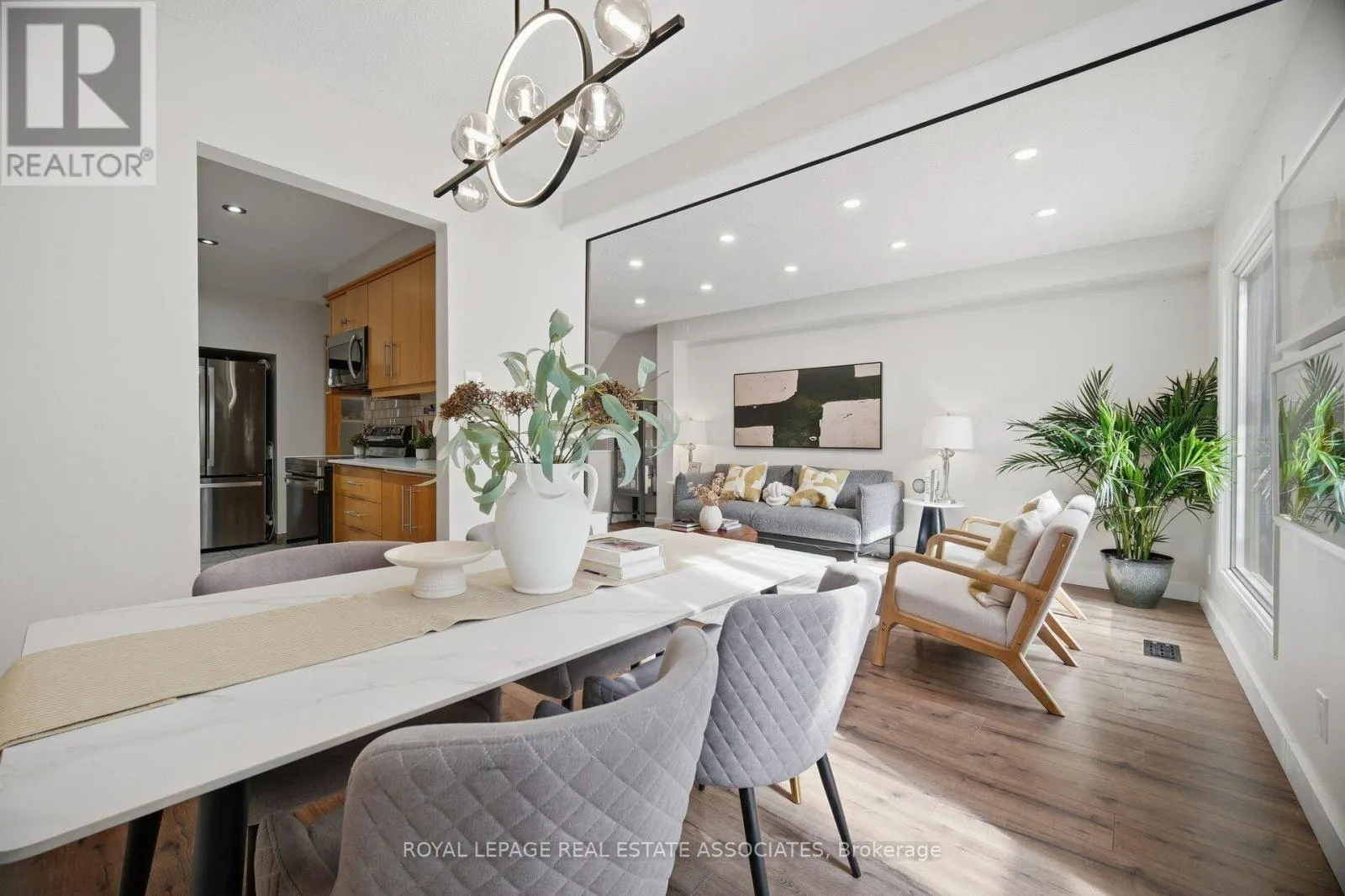 4002 BISHOPSTOKE LANE