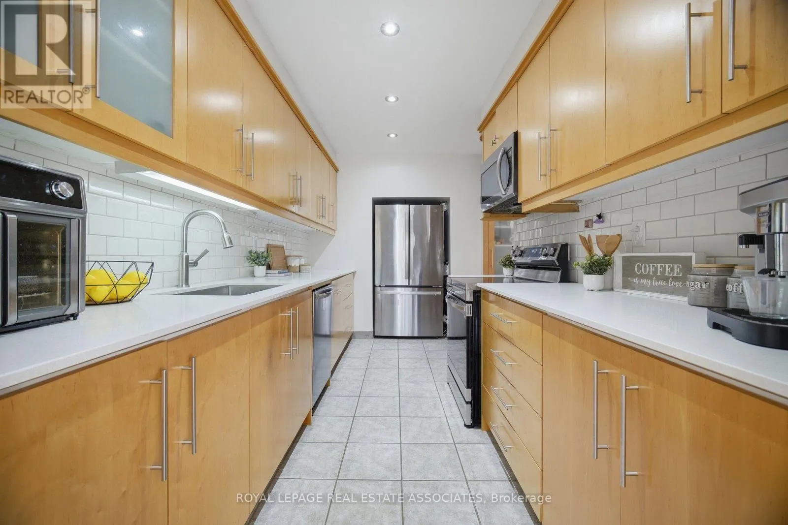 4002 BISHOPSTOKE LANE