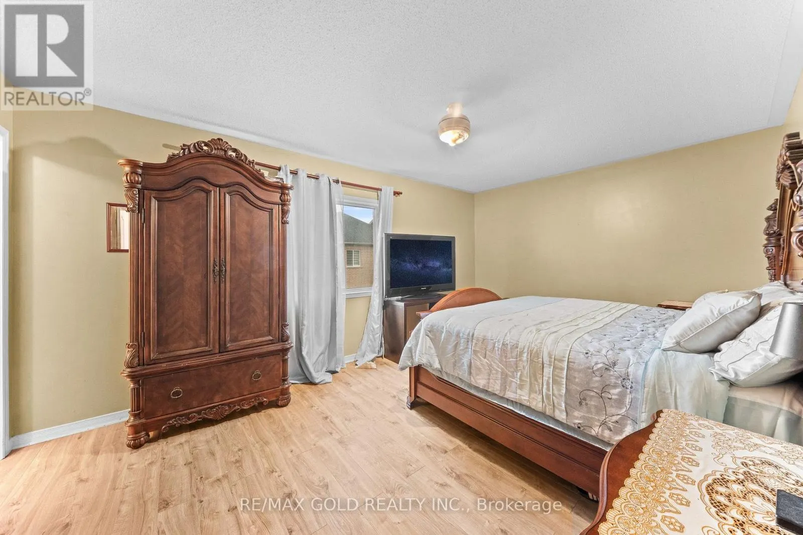 7 FROSTBITE LANE