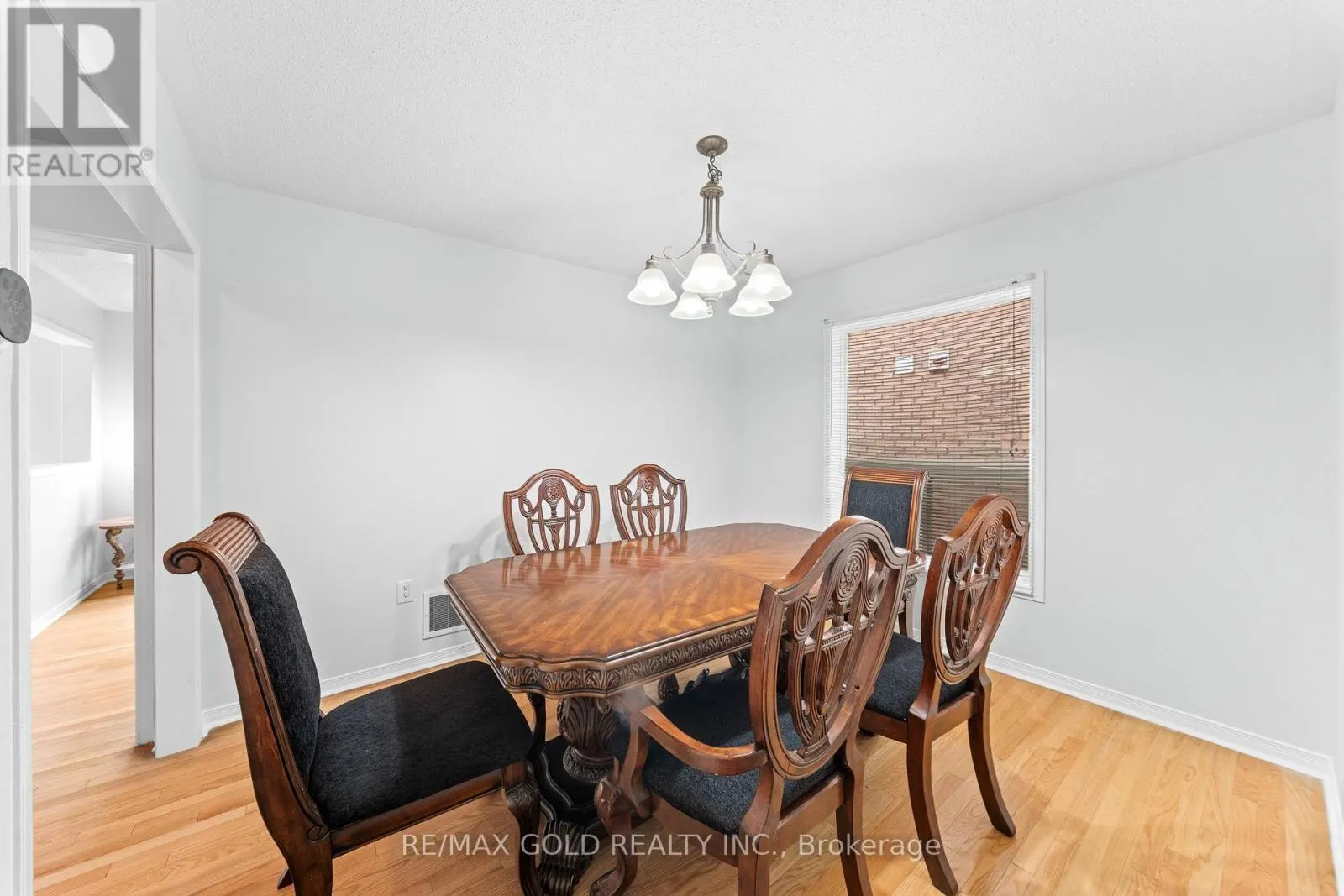 7 FROSTBITE LANE