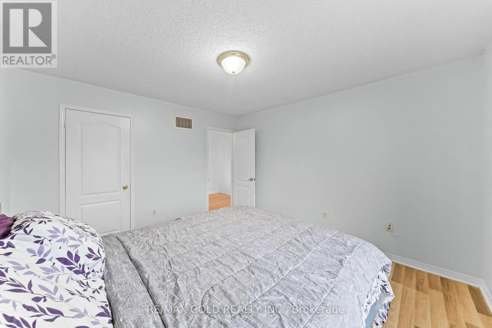 7 FROSTBITE LANE