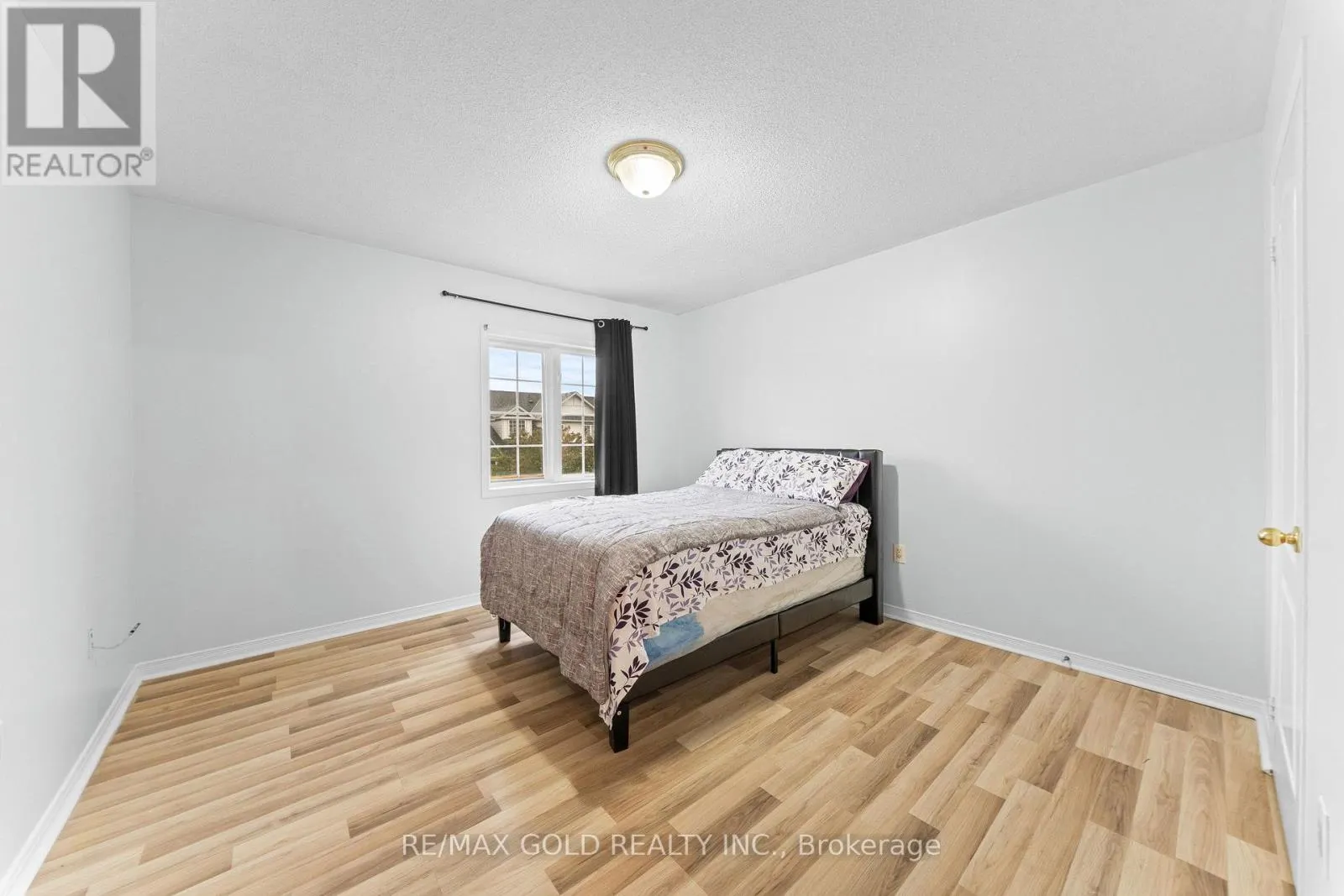7 FROSTBITE LANE