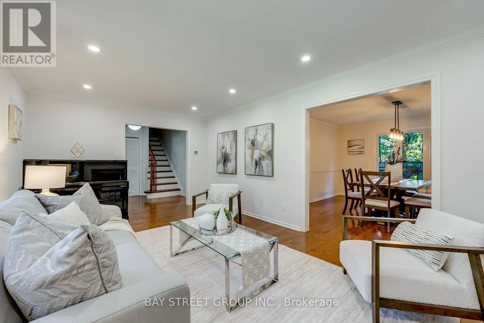 2234 BENNINGTON GATE