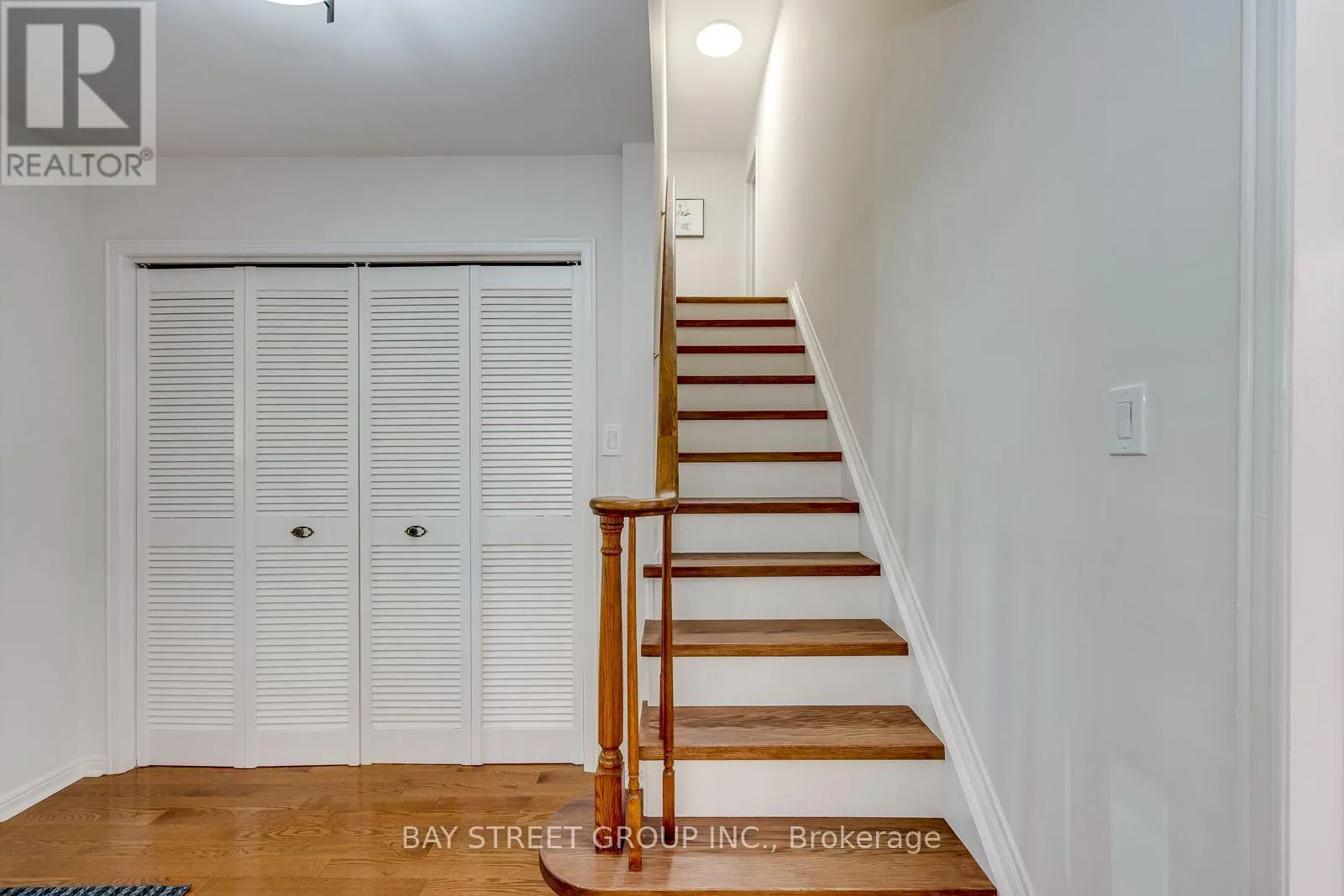 2234 BENNINGTON GATE