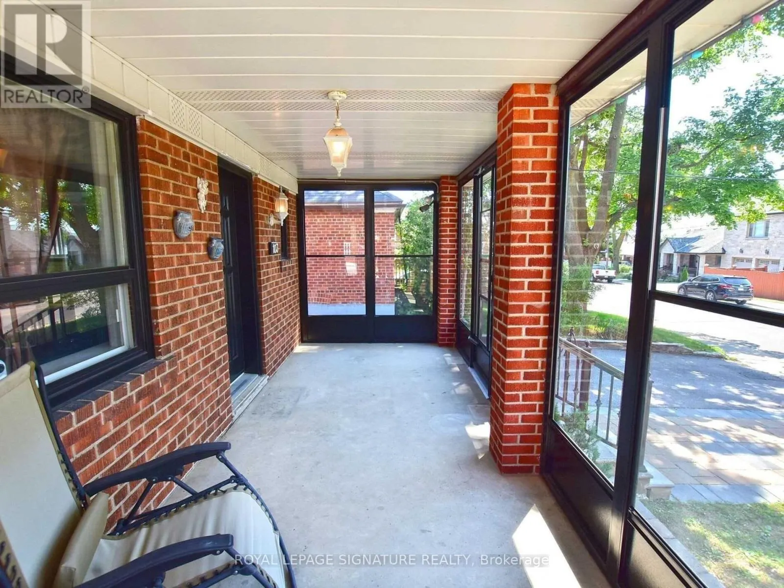 103 RICHARDSON AVENUE