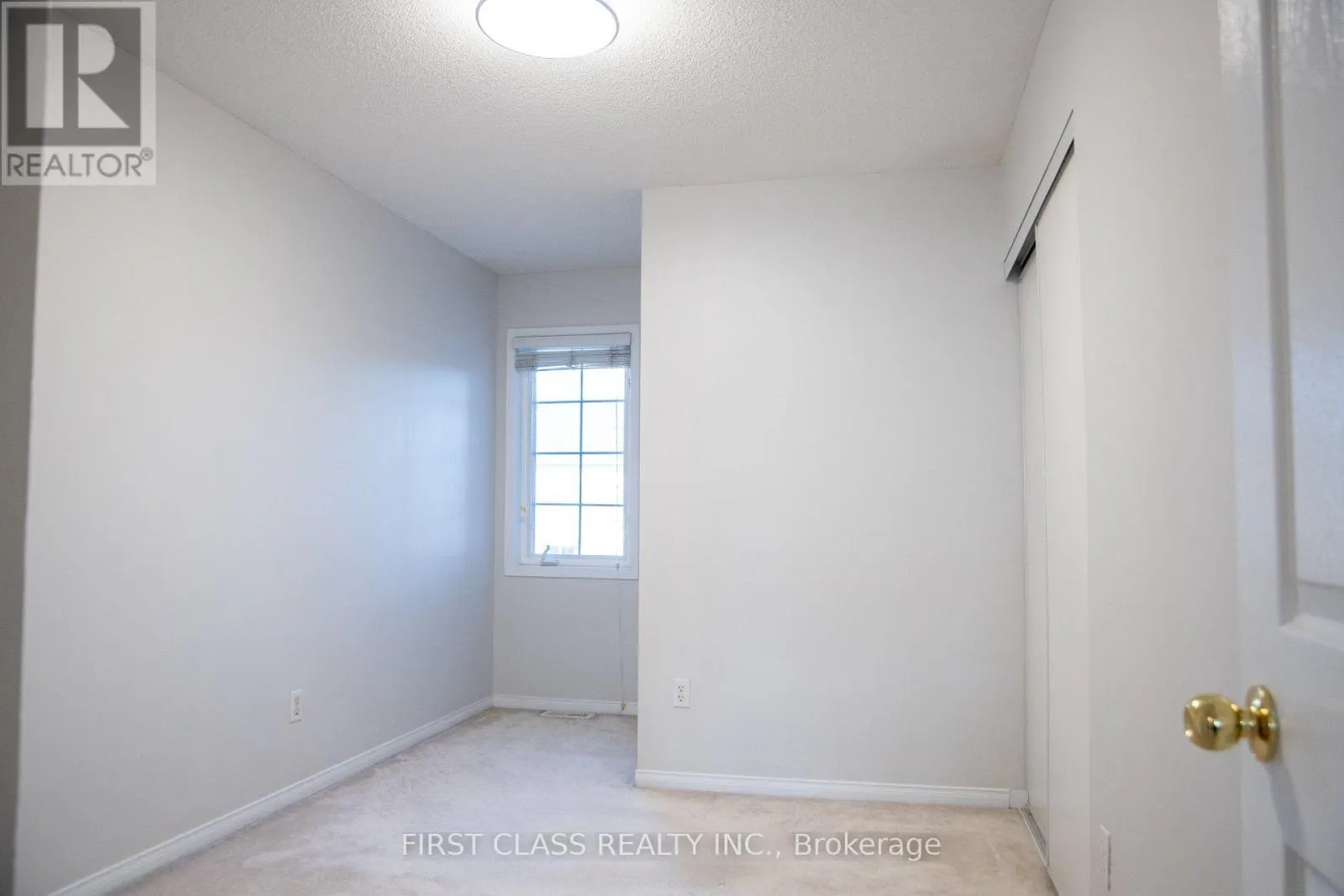 7224 DEANLEE COURT