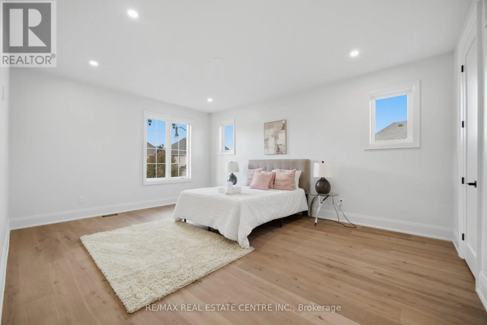 4 CALSTOCK PLACE
