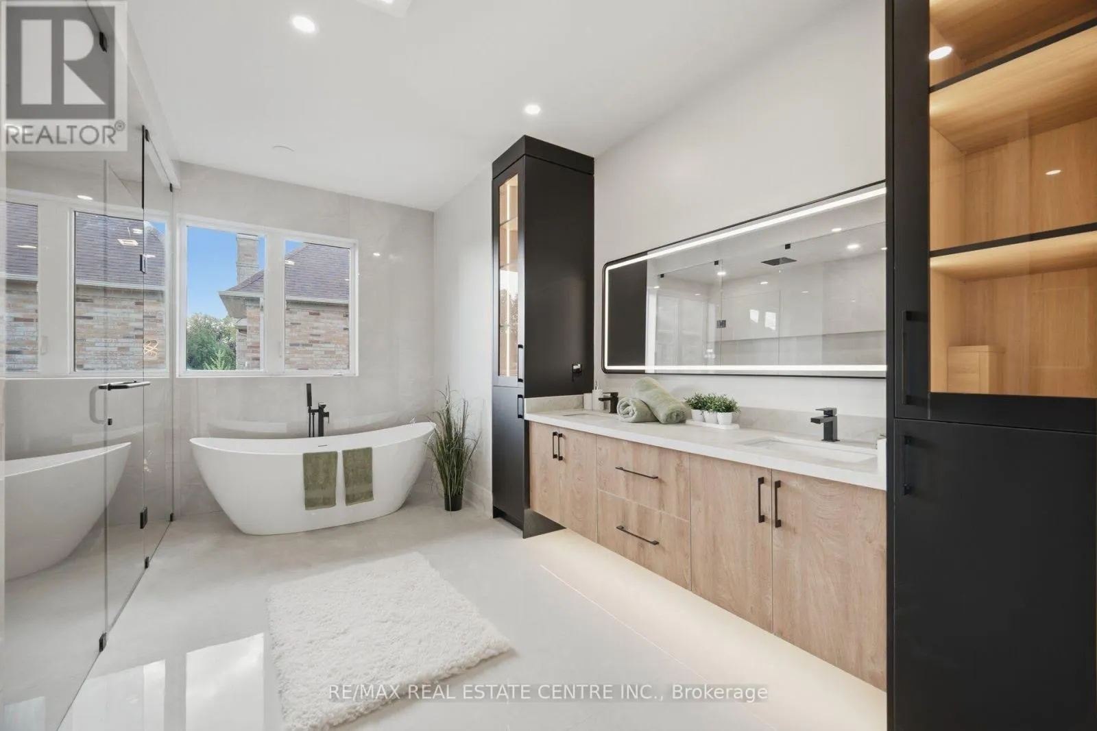 4 CALSTOCK PLACE