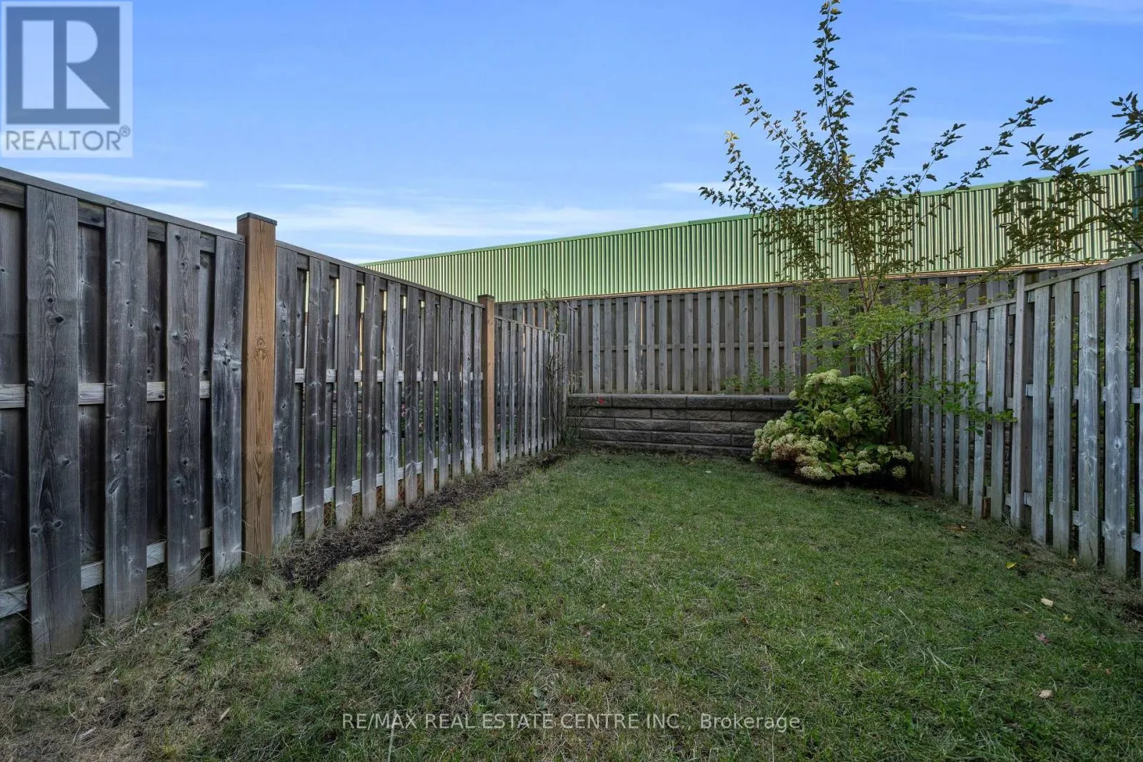 3440 REDPATH CIRCLE