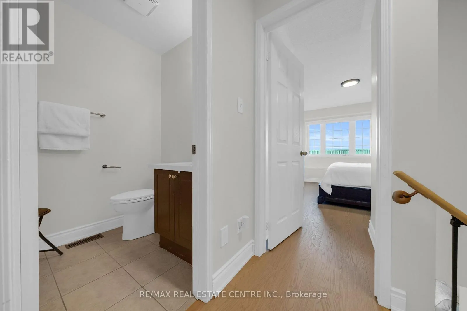 3440 REDPATH CIRCLE