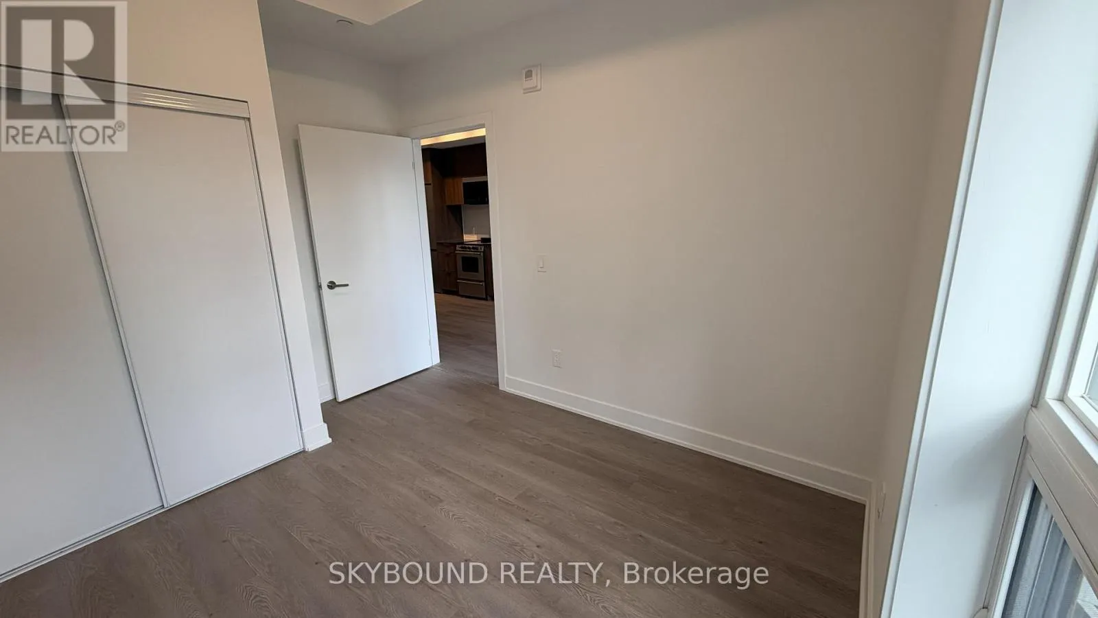 710 - 3008 WILLIAM CUTMORE BOULEVARD
