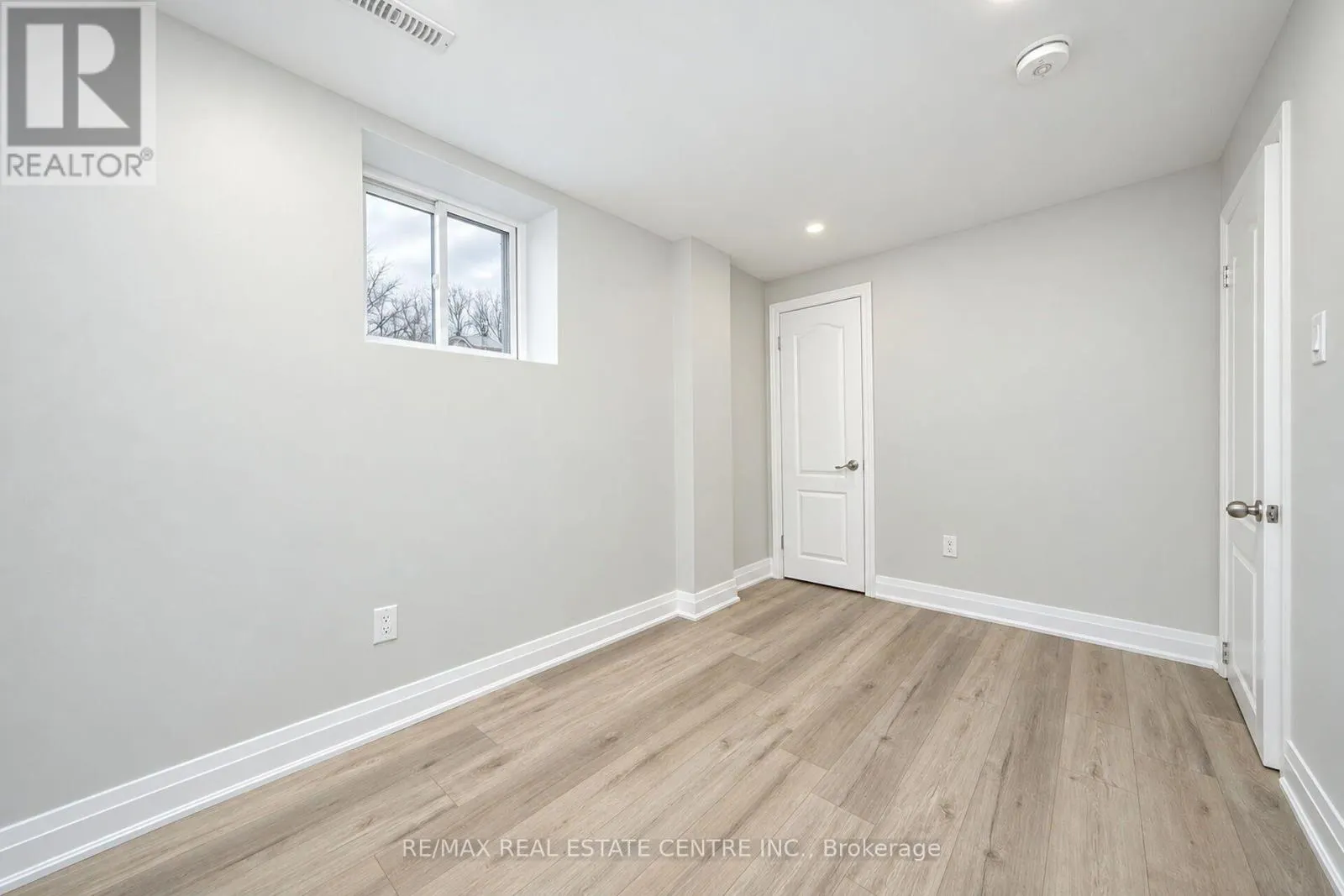 130 MARTINDALE CRESCENT