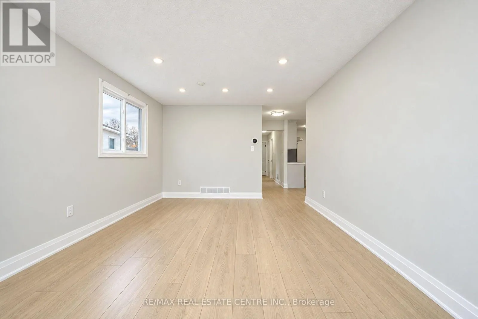 130 MARTINDALE CRESCENT