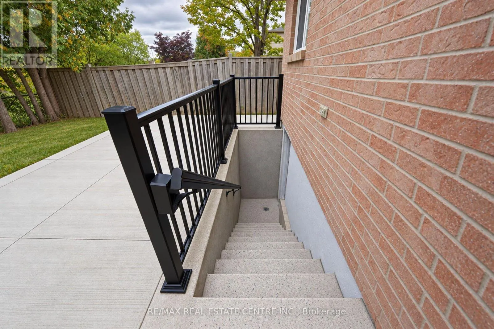 130 MARTINDALE CRESCENT