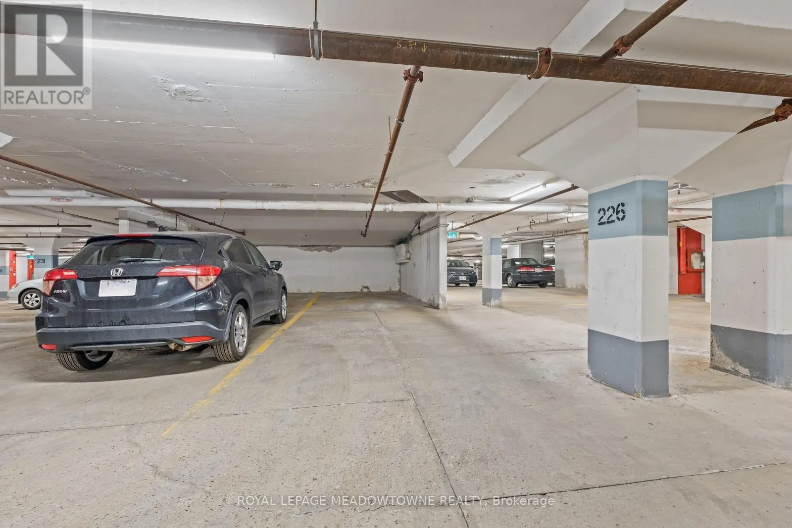 104 - 10 LAURELCREST STREET