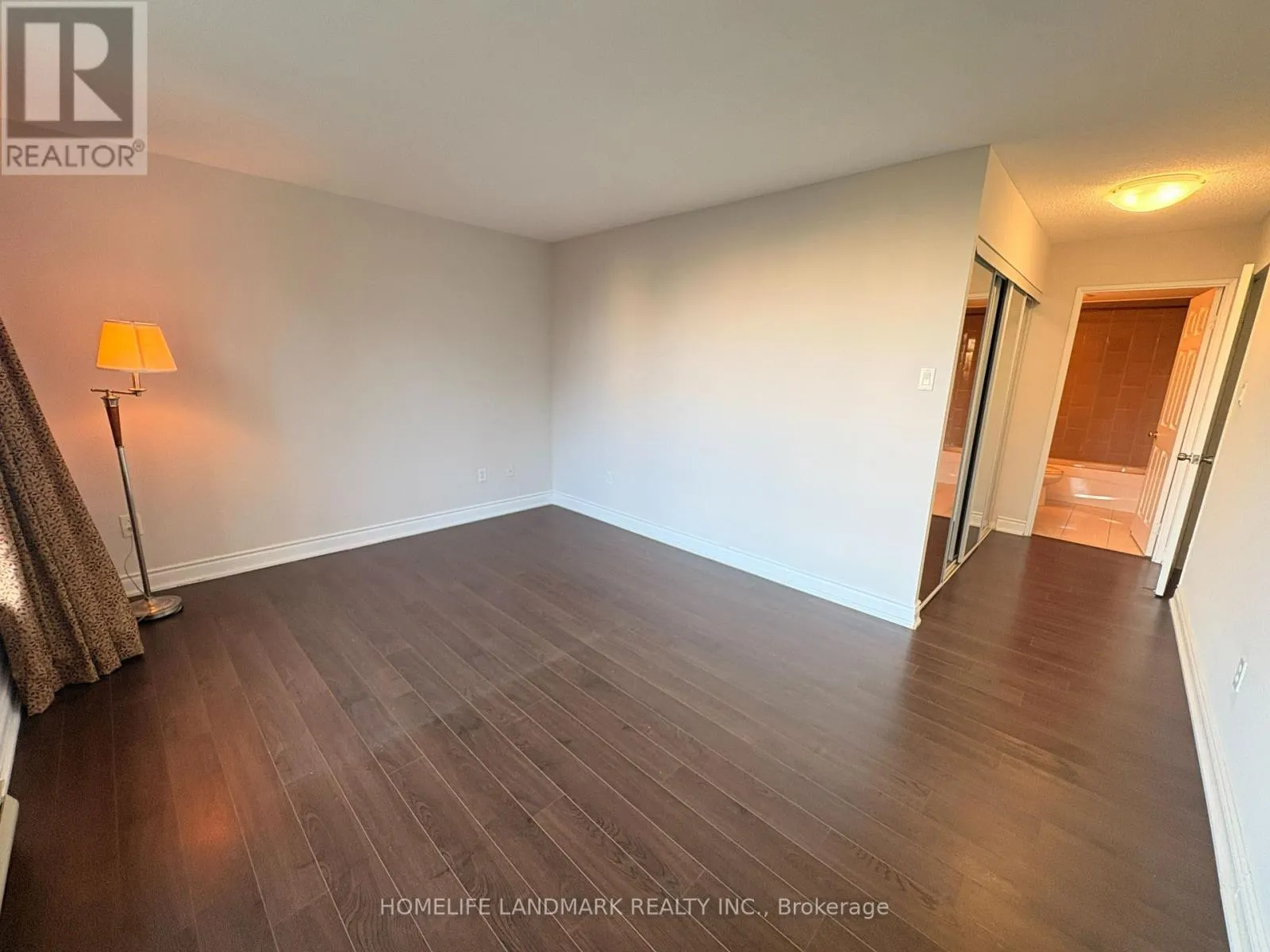 315 - 250 WEBB DRIVE