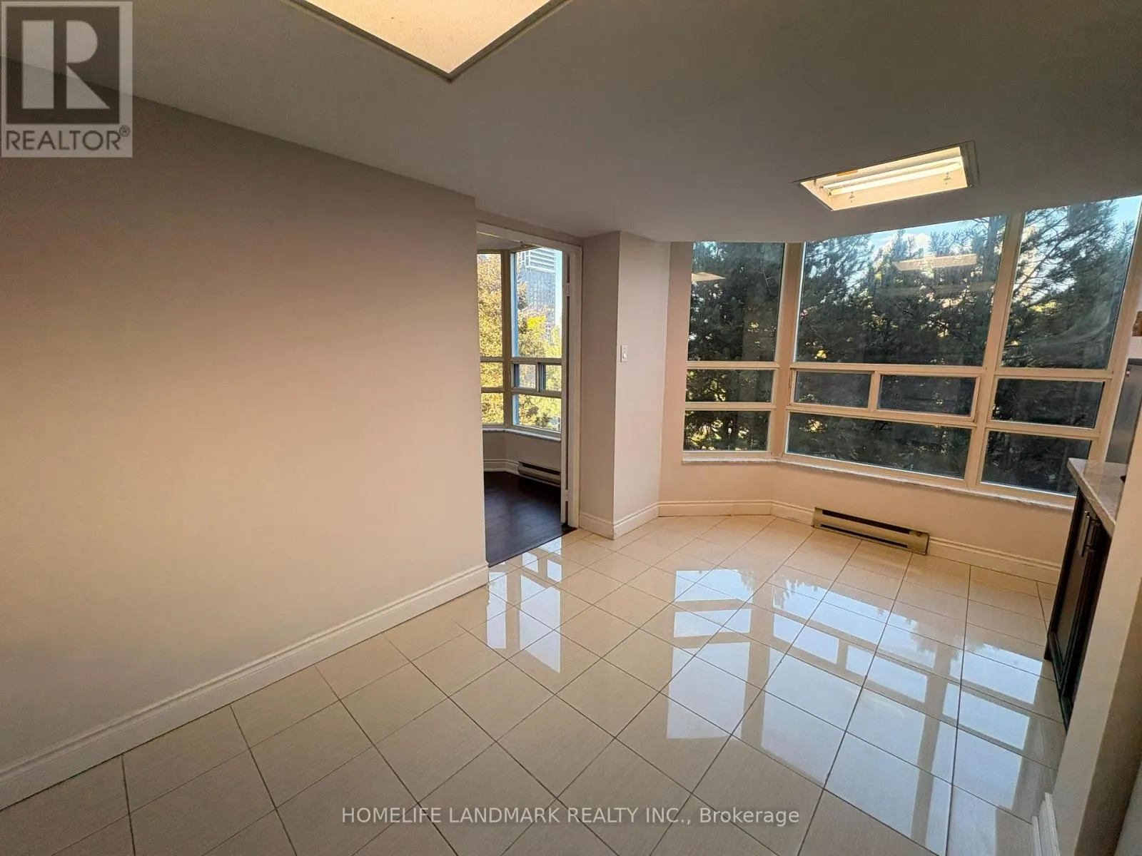 315 - 250 WEBB DRIVE
