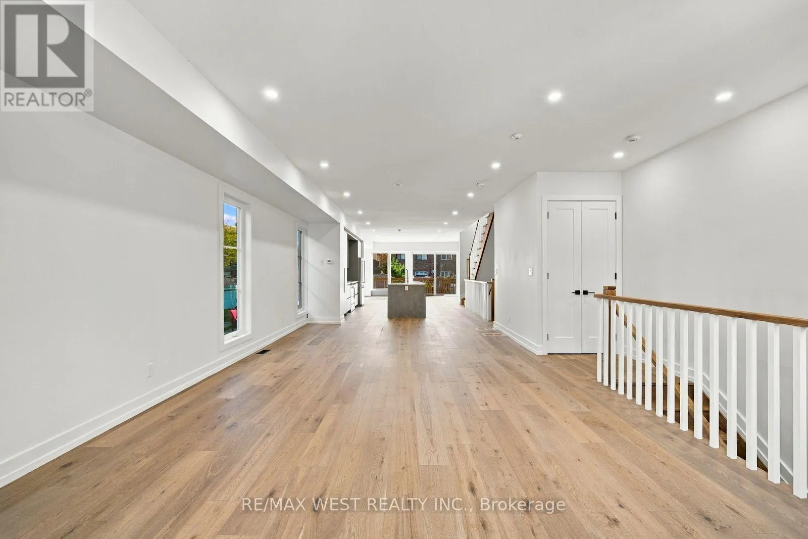 157 ALDERCREST AVENUE