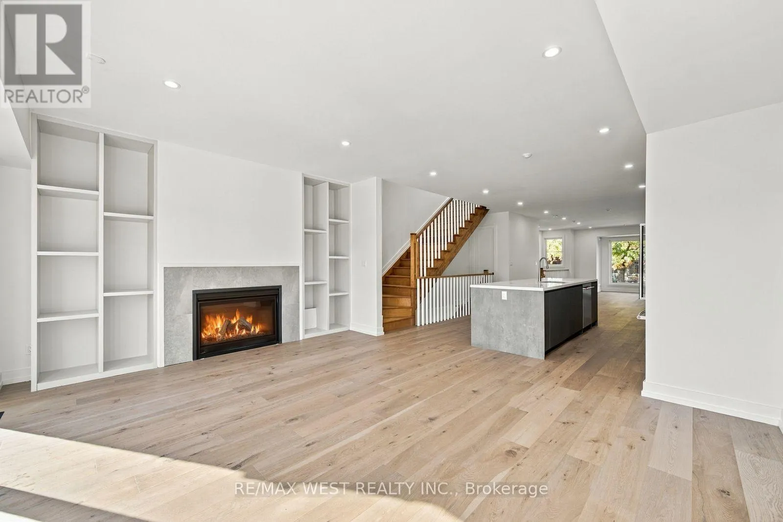 157 ALDERCREST AVENUE