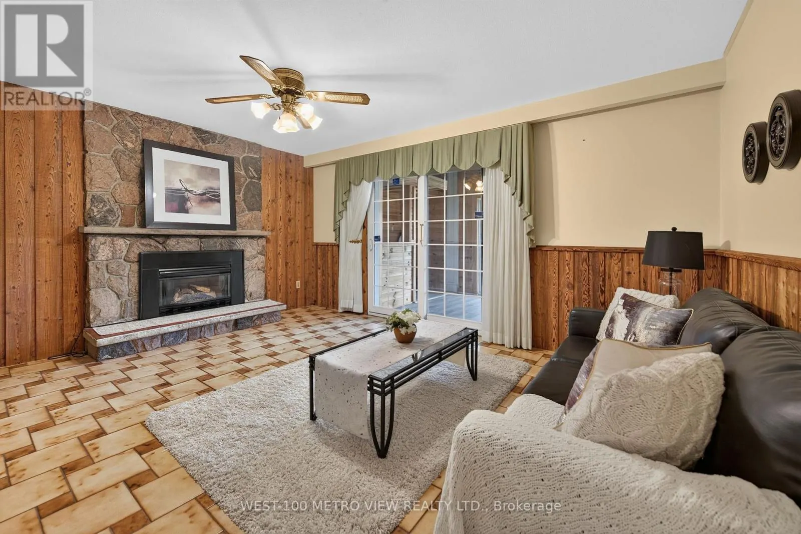 3411 PINESMOKE CRESCENT