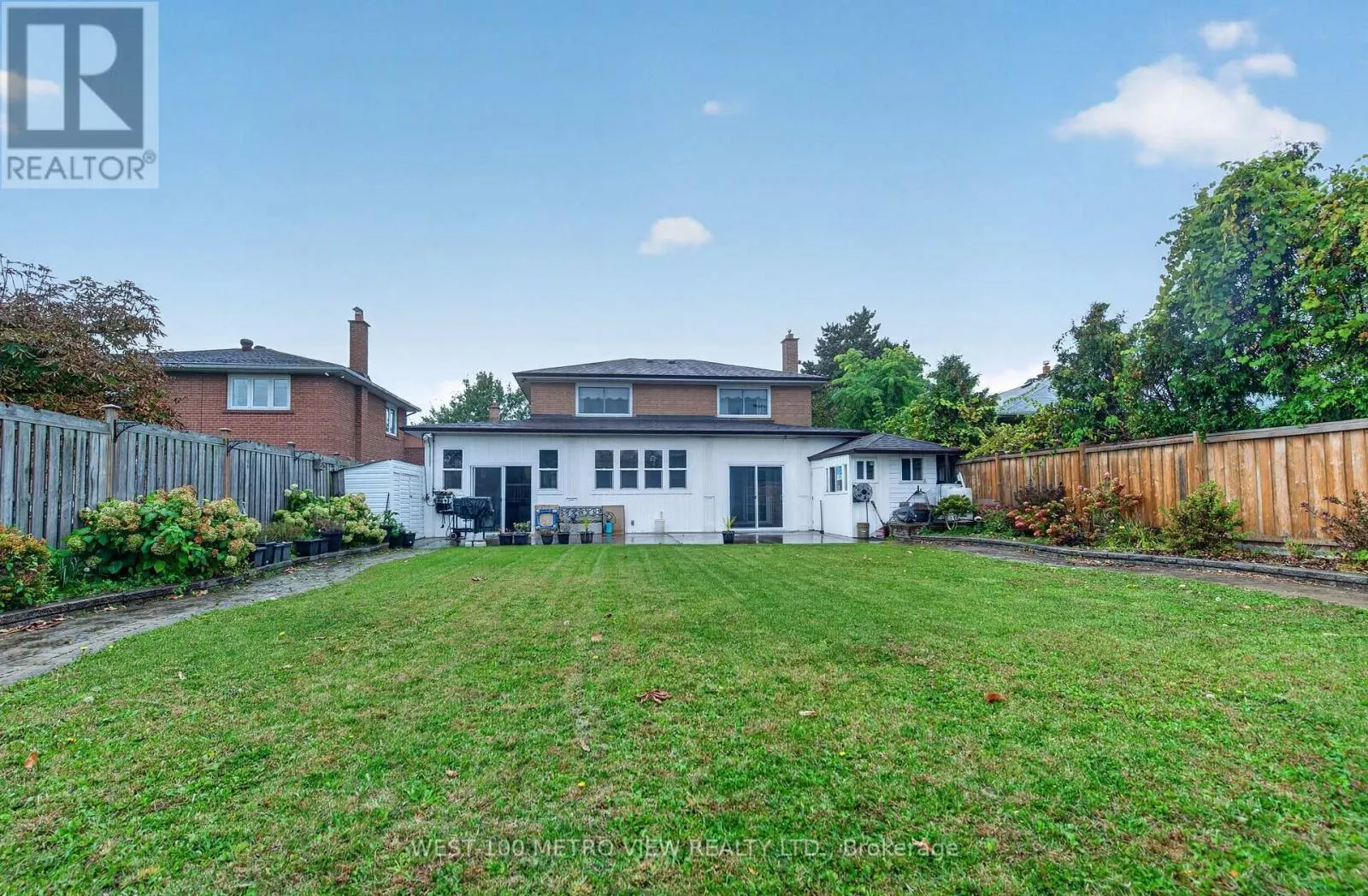 3411 PINESMOKE CRESCENT