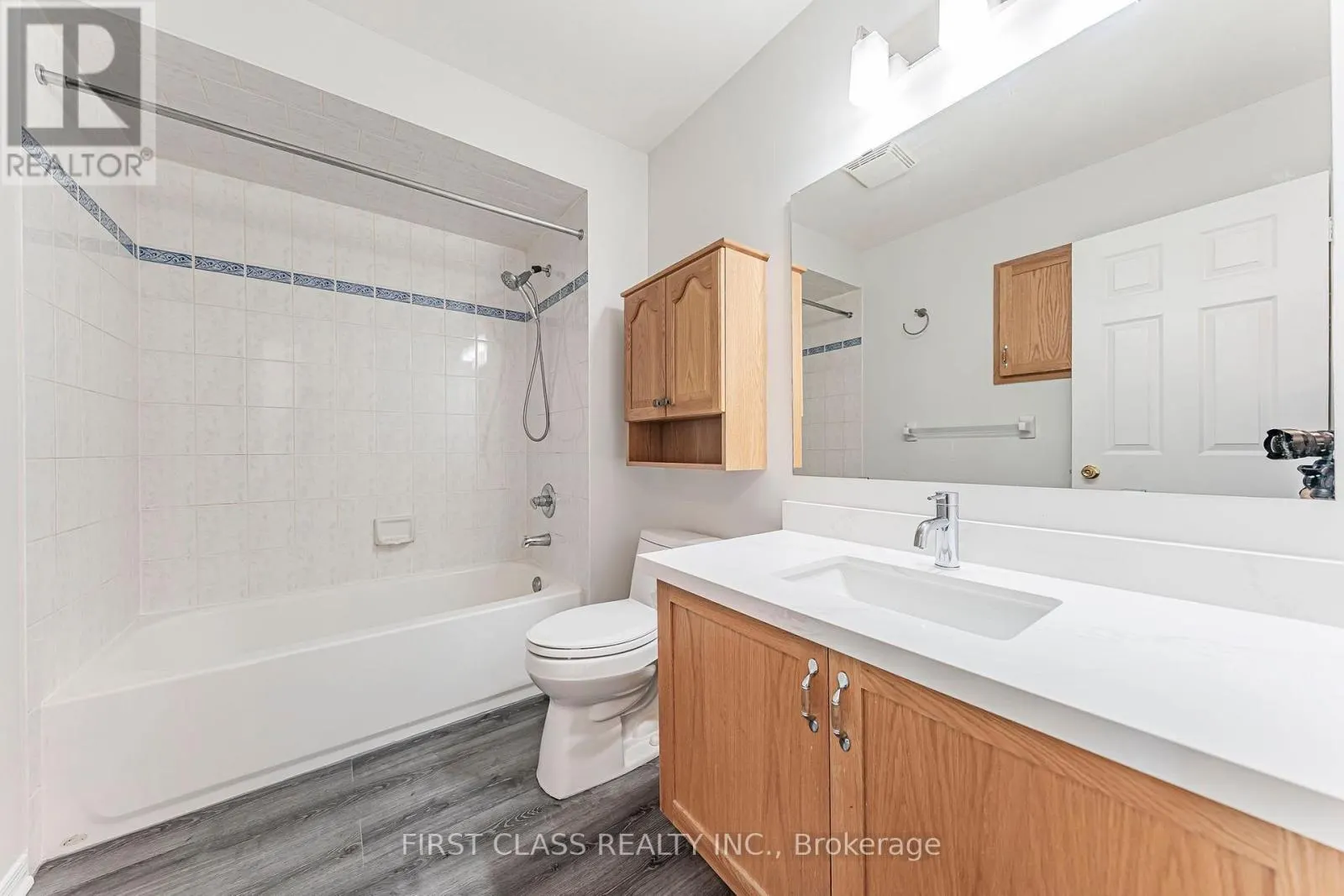 24 - 5110 FAIRVIEW STREET