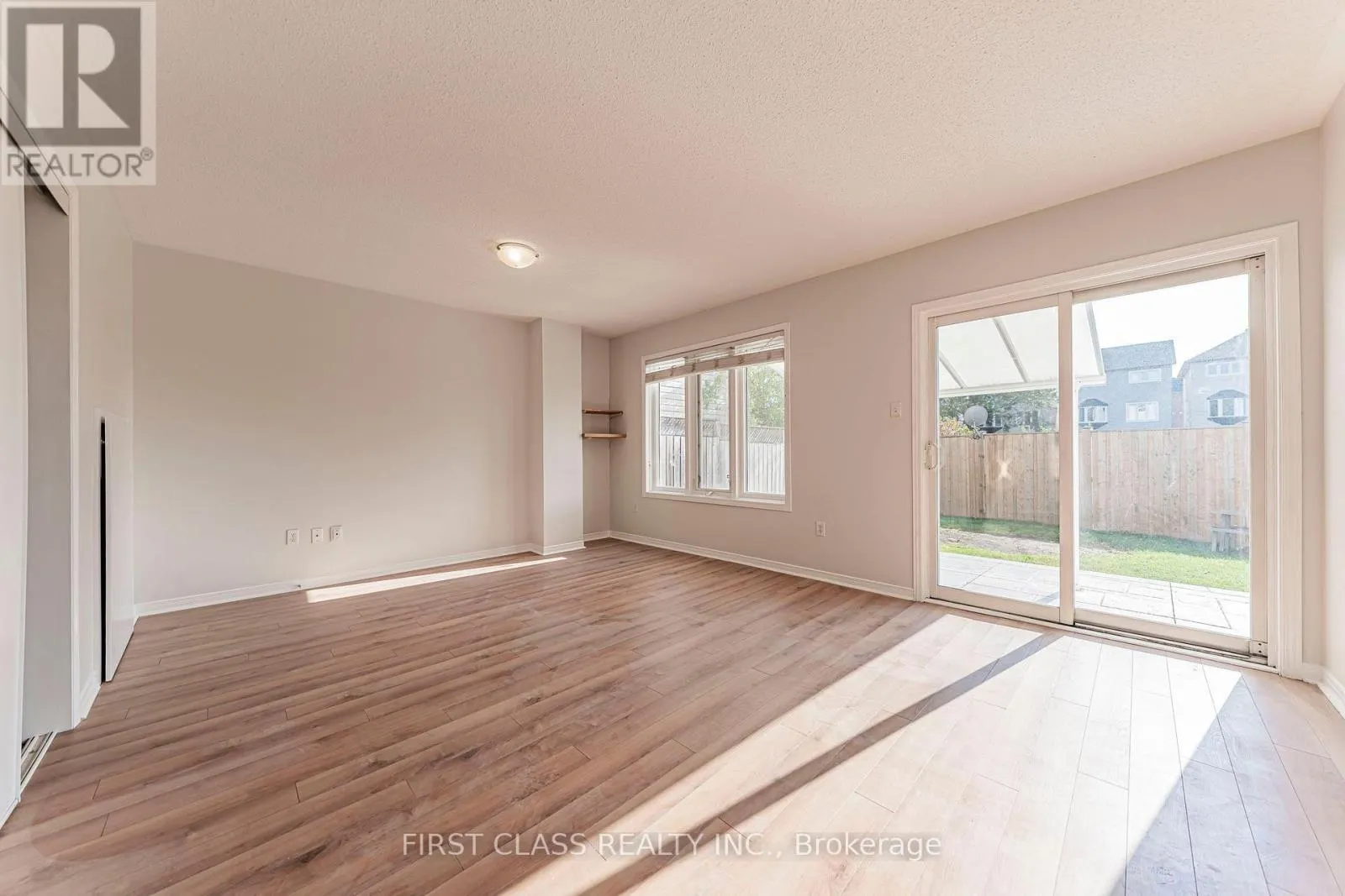 24 - 5110 FAIRVIEW STREET