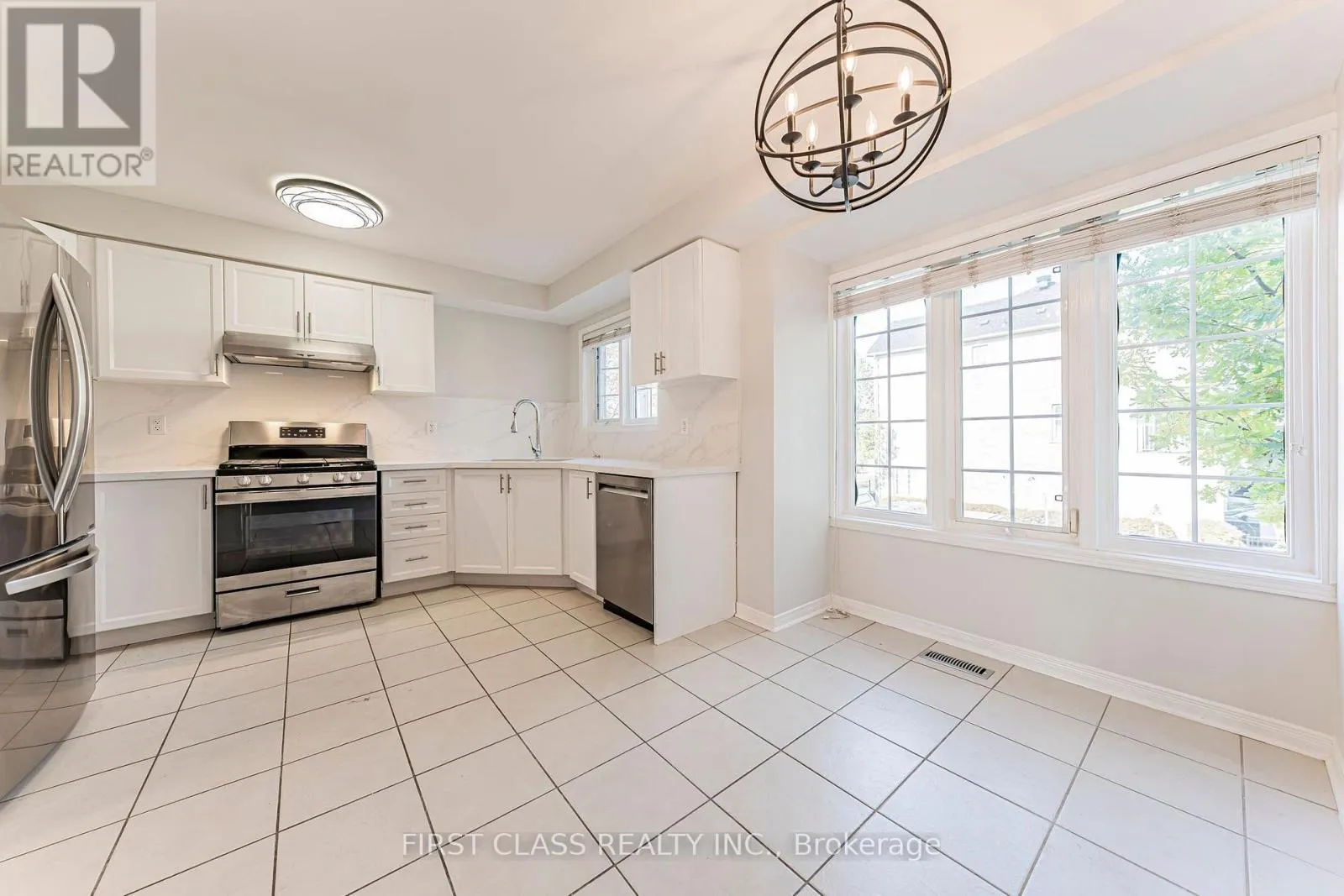 24 - 5110 FAIRVIEW STREET