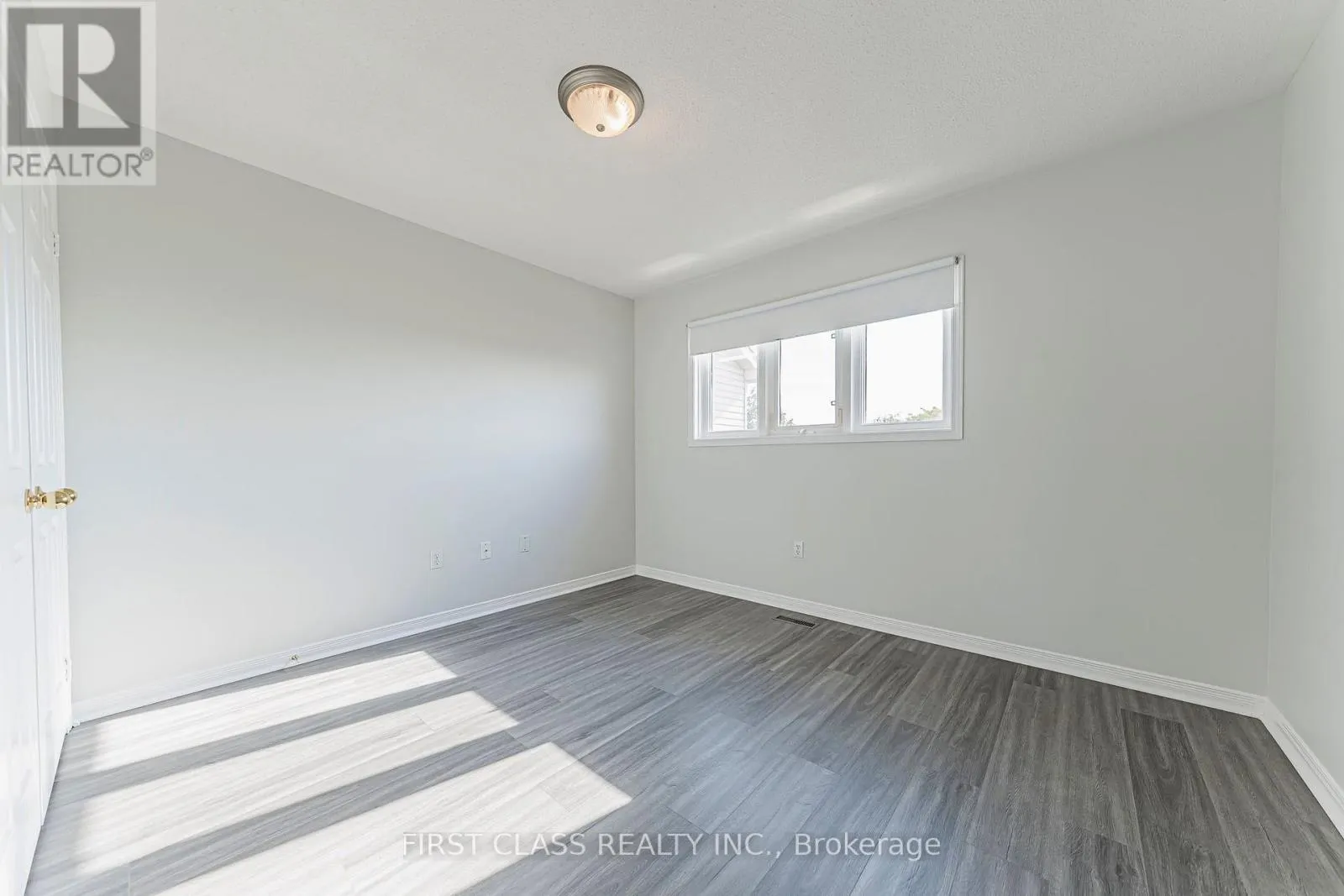 24 - 5110 FAIRVIEW STREET