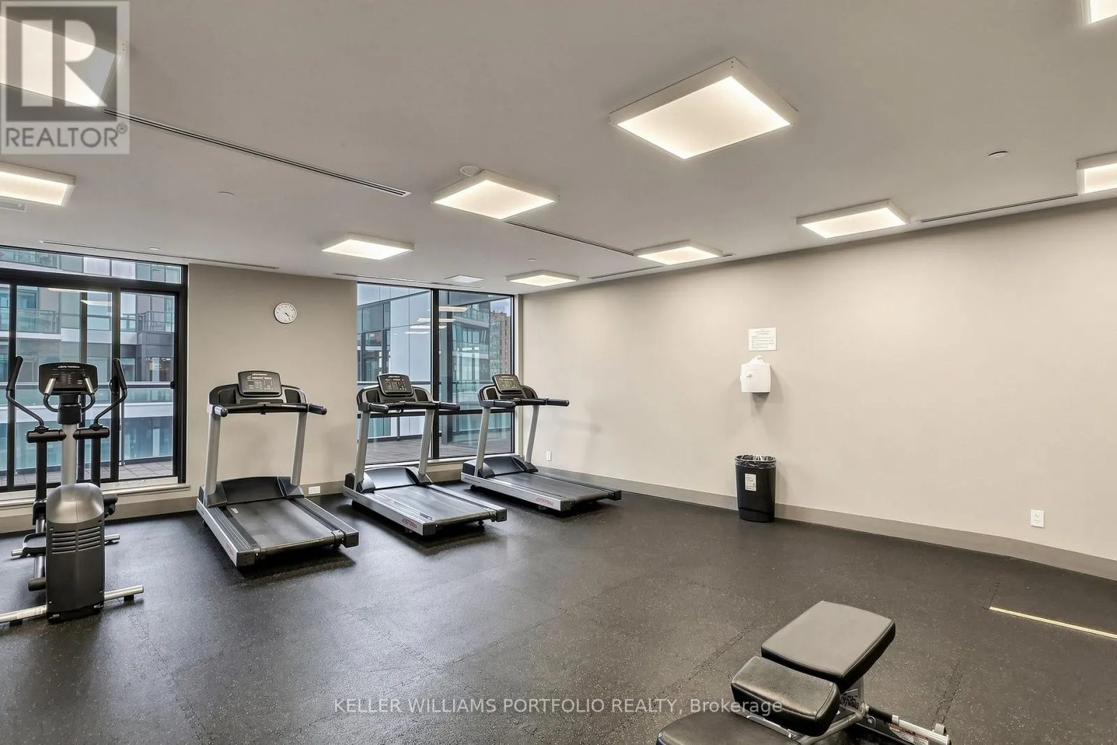 112 - 35 WATERGARDEN DRIVE