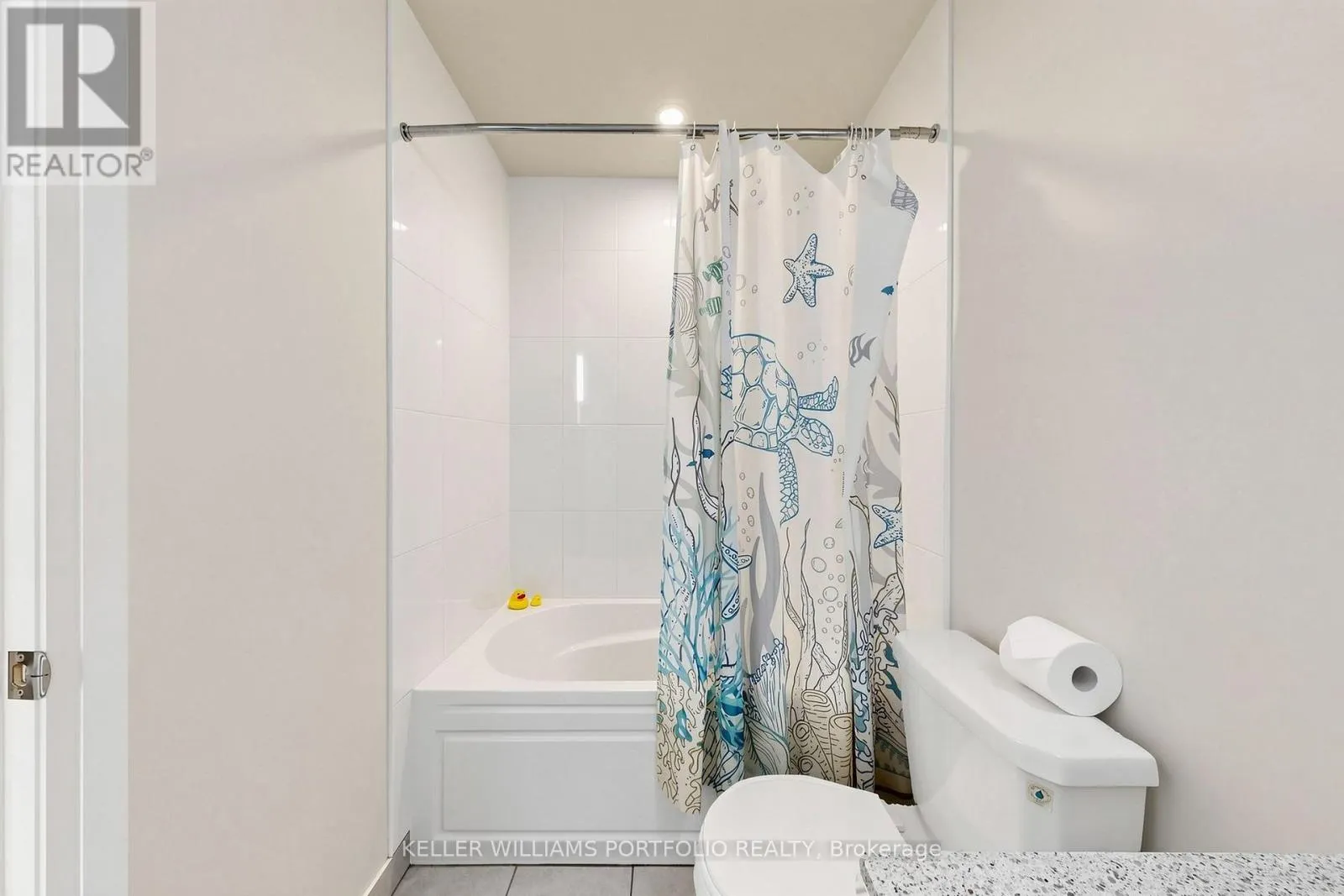 112 - 35 WATERGARDEN DRIVE