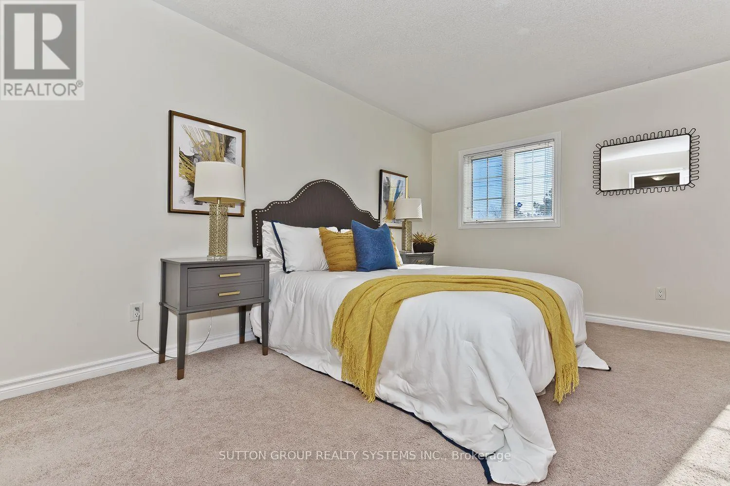 352 BLACK DRIVE