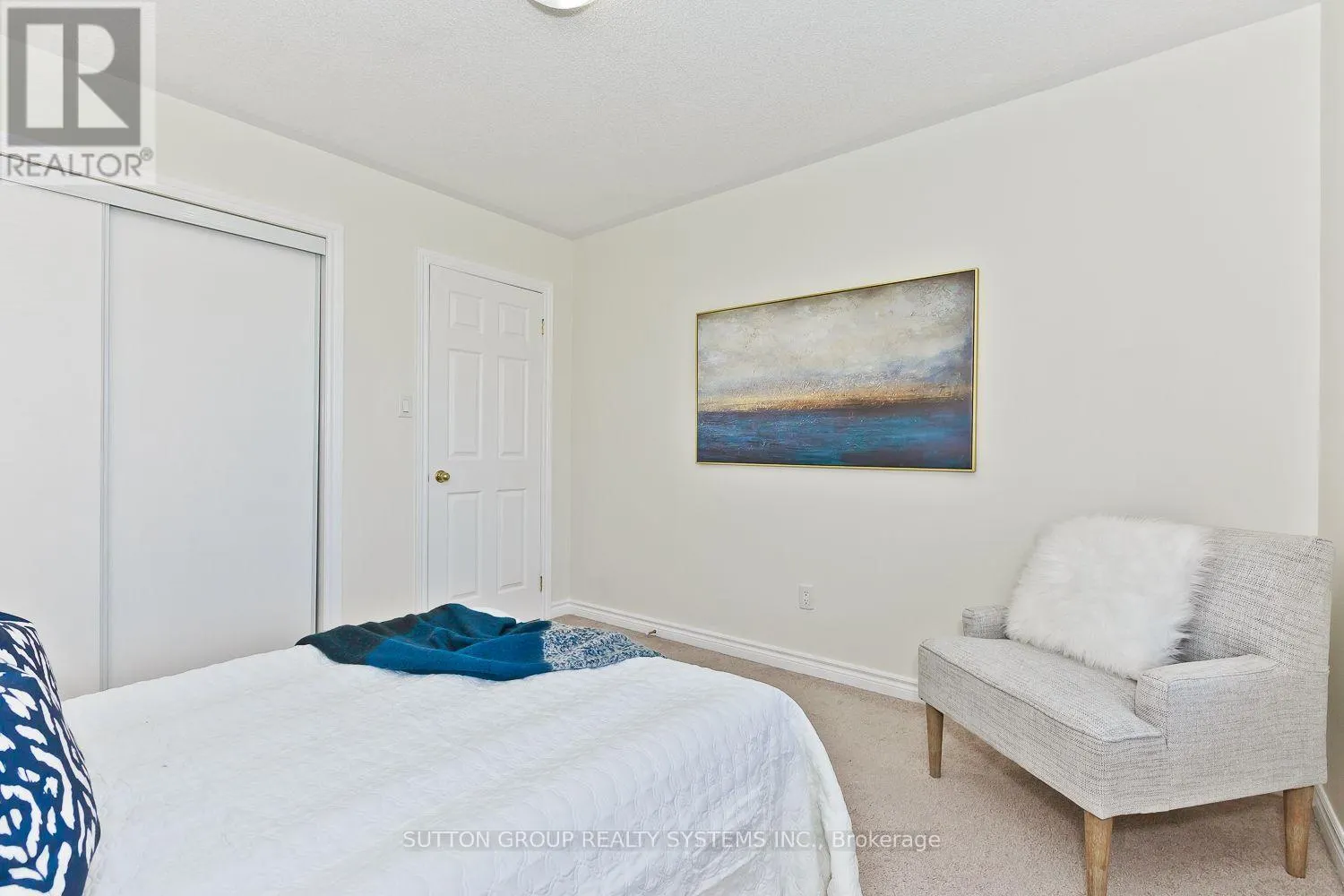 352 BLACK DRIVE