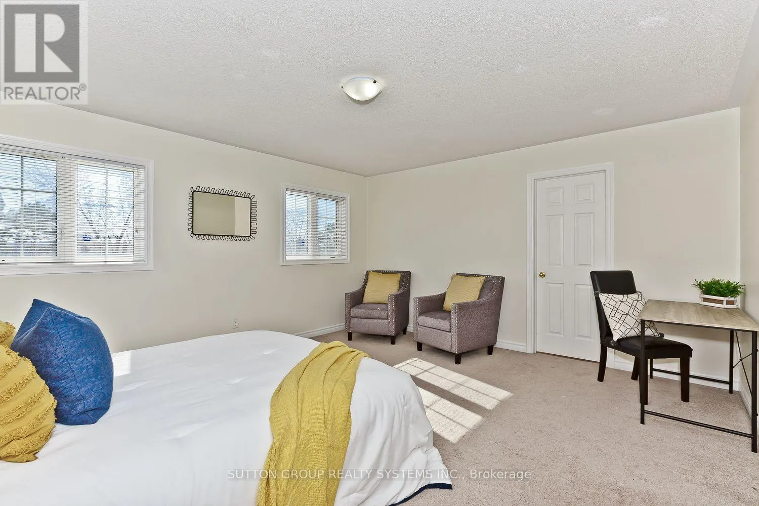 352 BLACK DRIVE