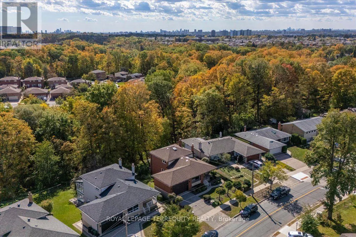 169 GRANDRAVINE DRIVE