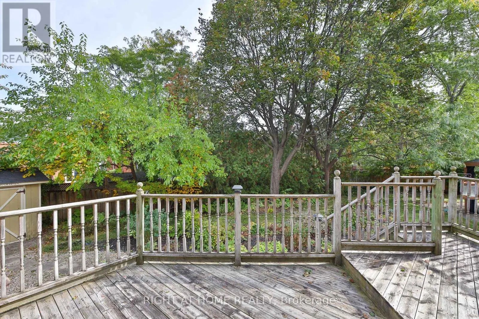 560 CHAGALL COURT