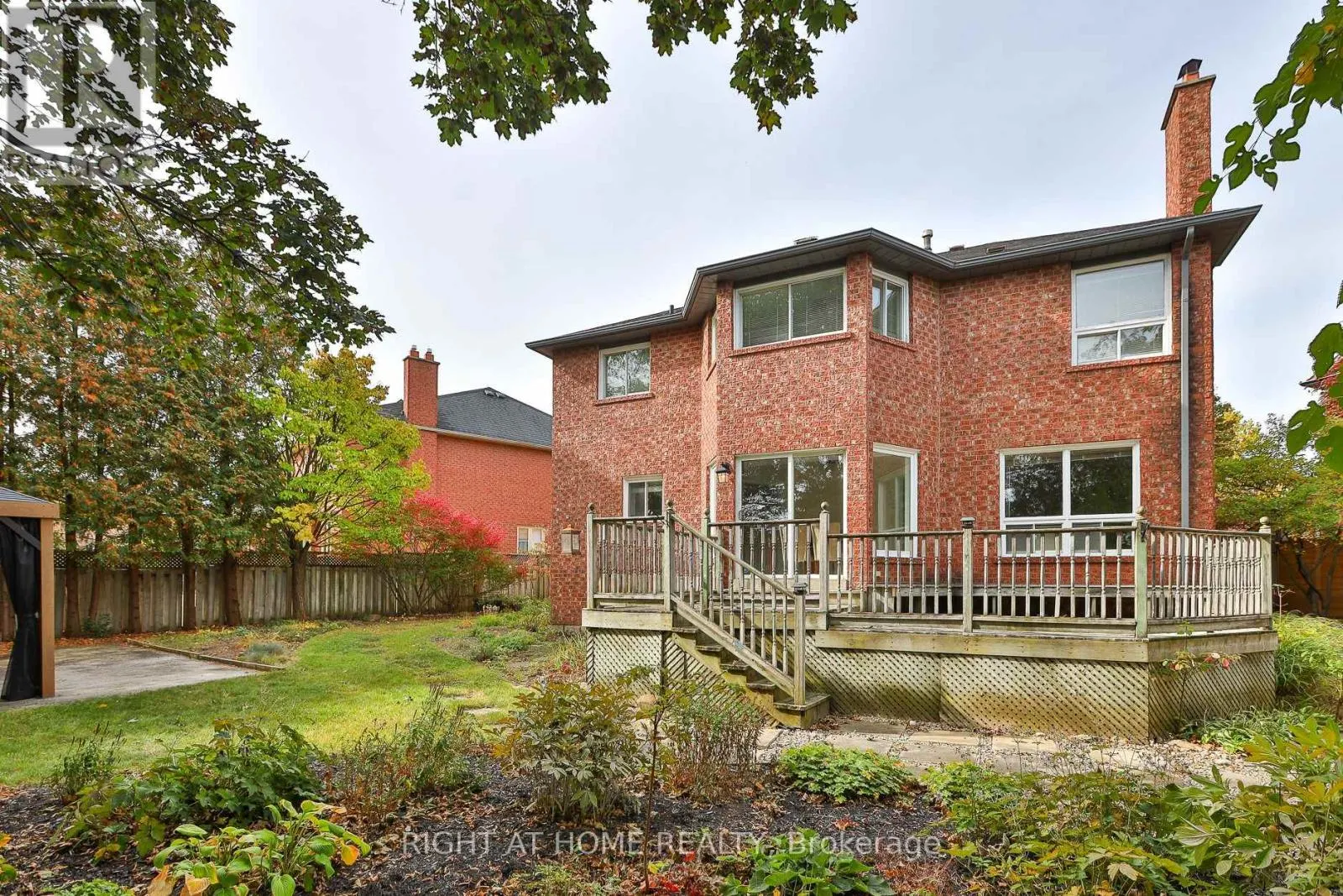 560 CHAGALL COURT